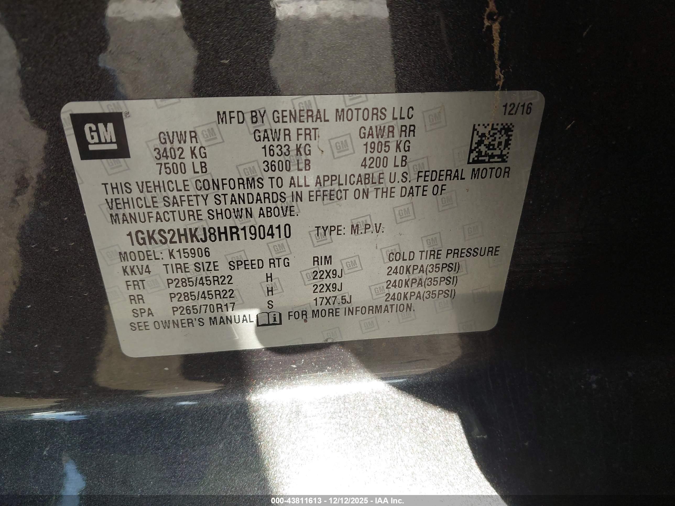 GMC YUKON image 9