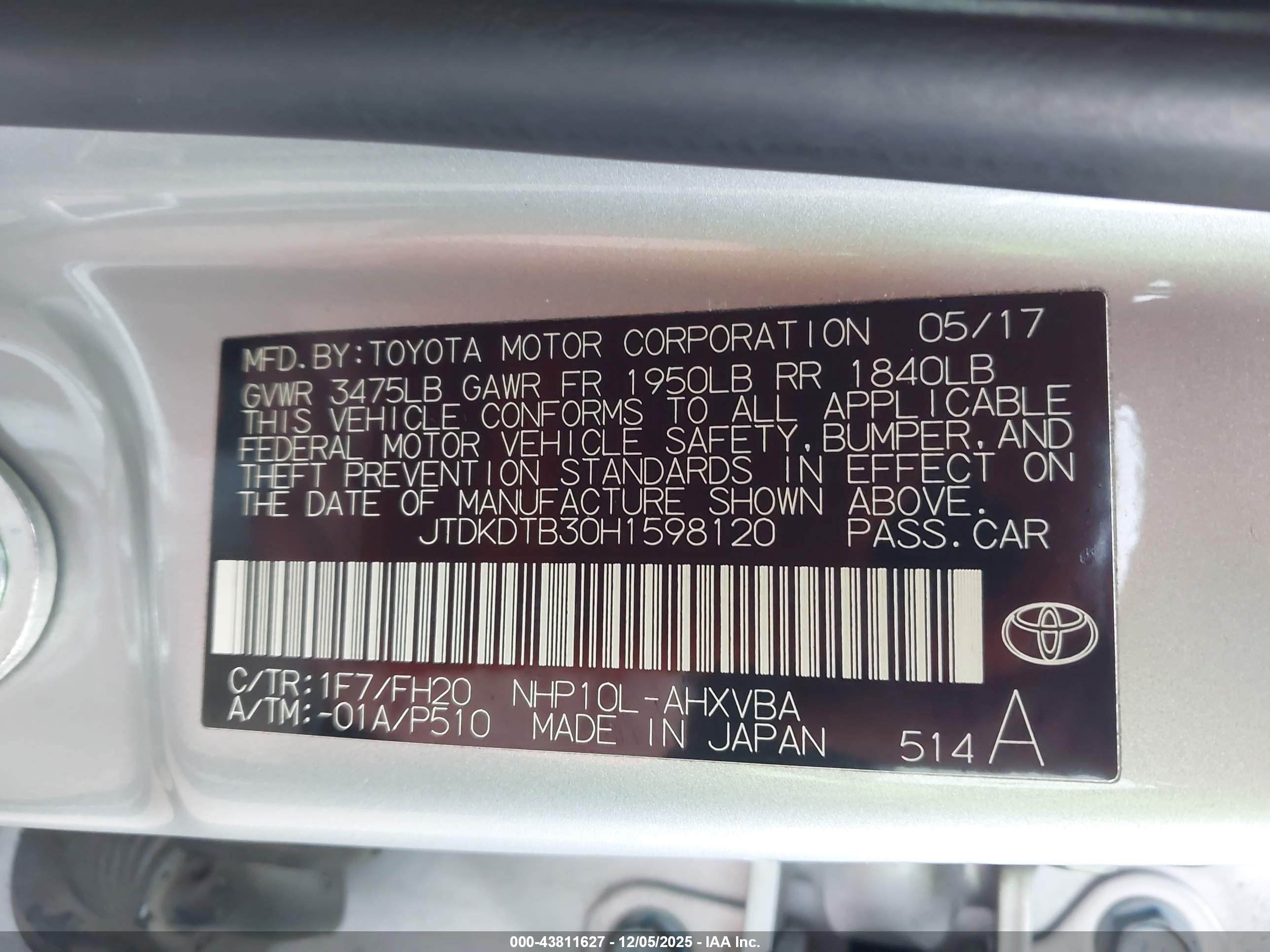 TOYOTA PRIUS image 9