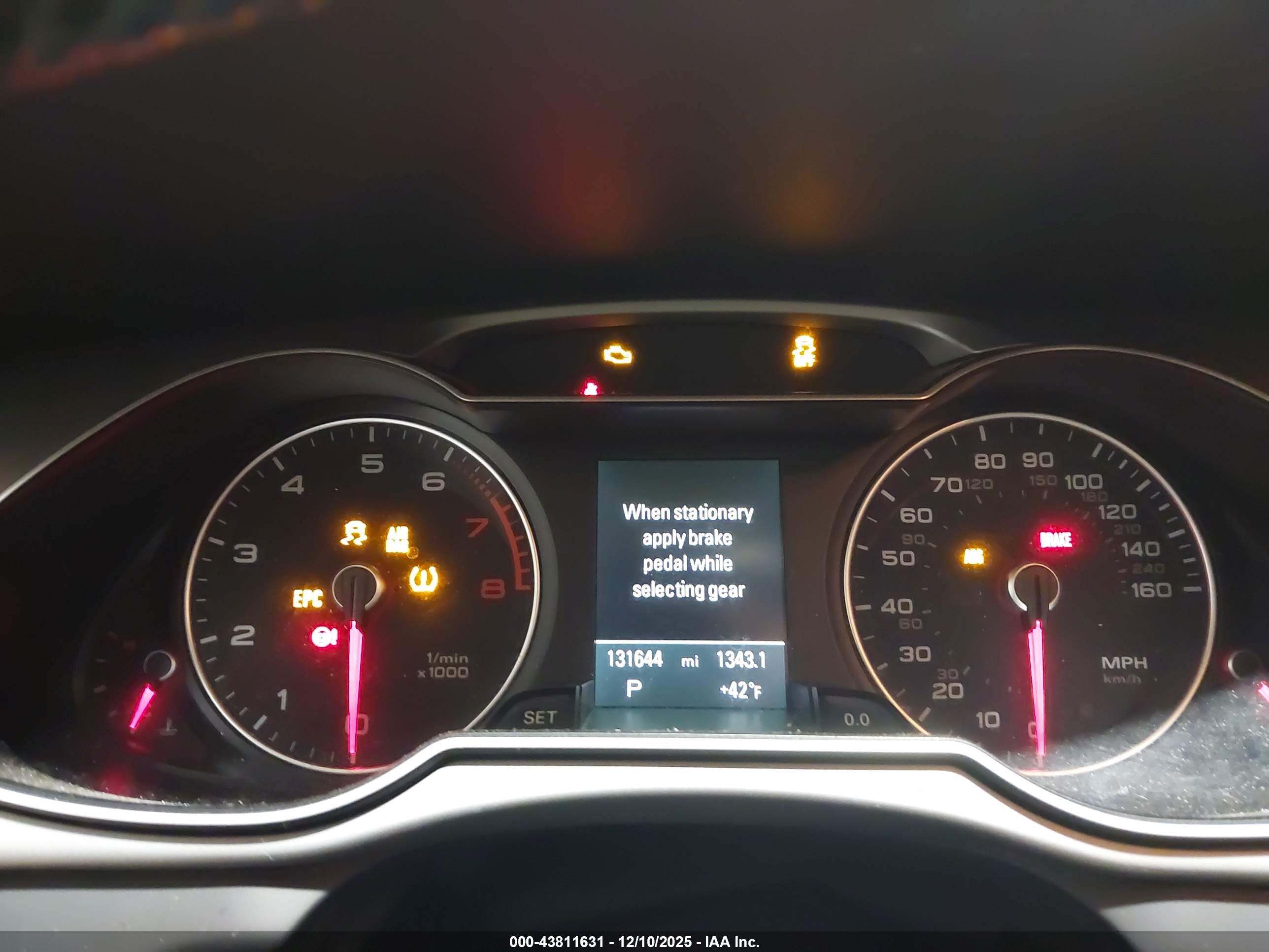 AUDI A4 image 7