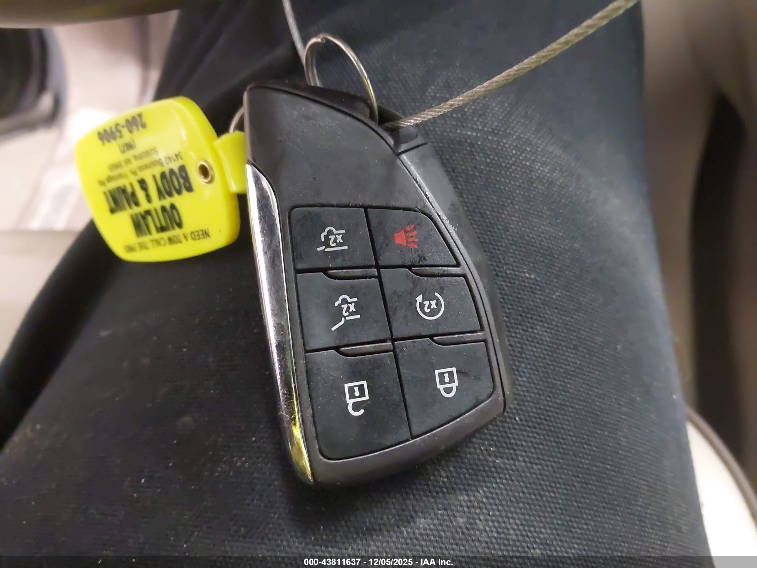 GMC YUKON image 11