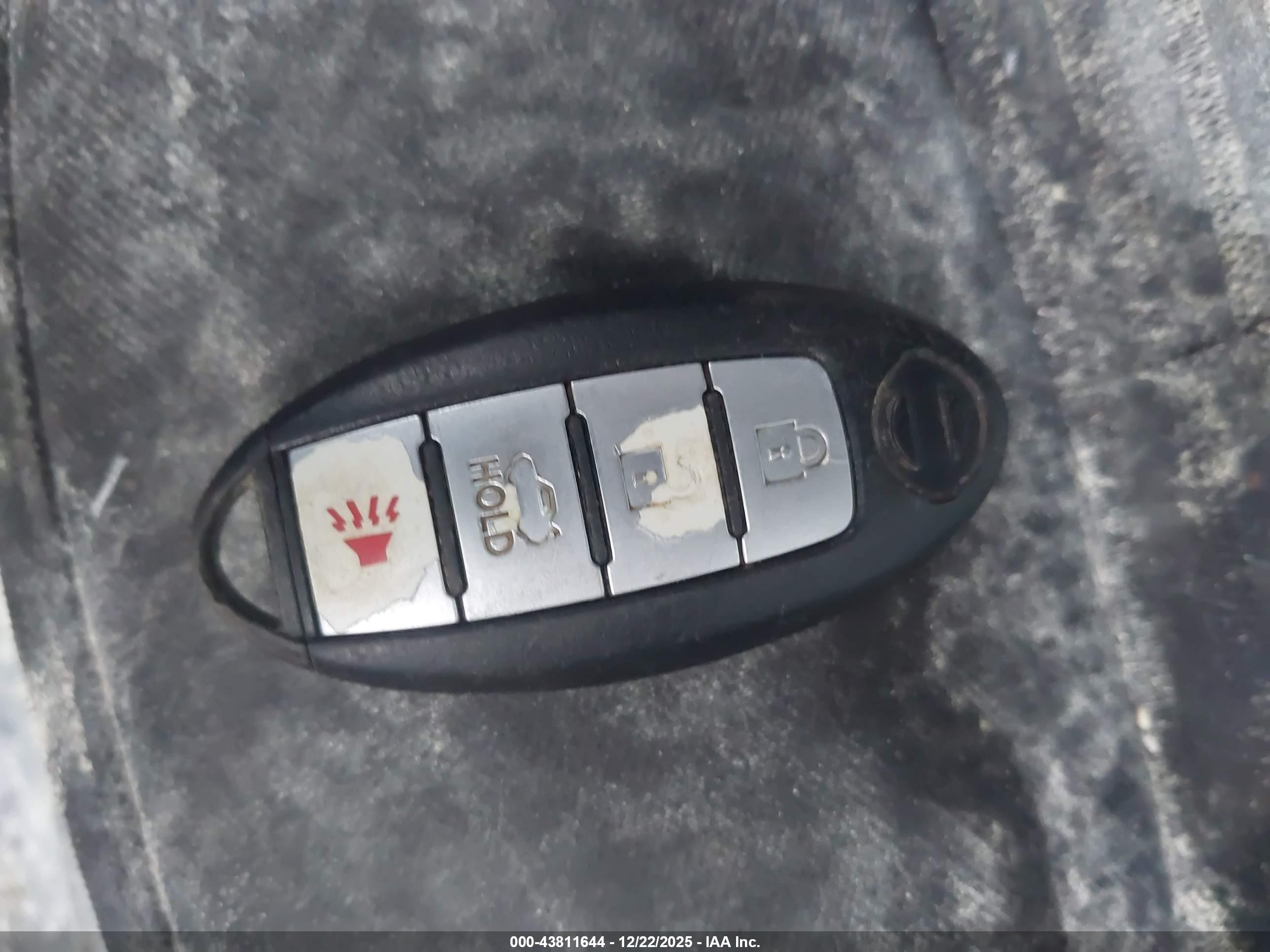 NISSAN ALTIMA image 11