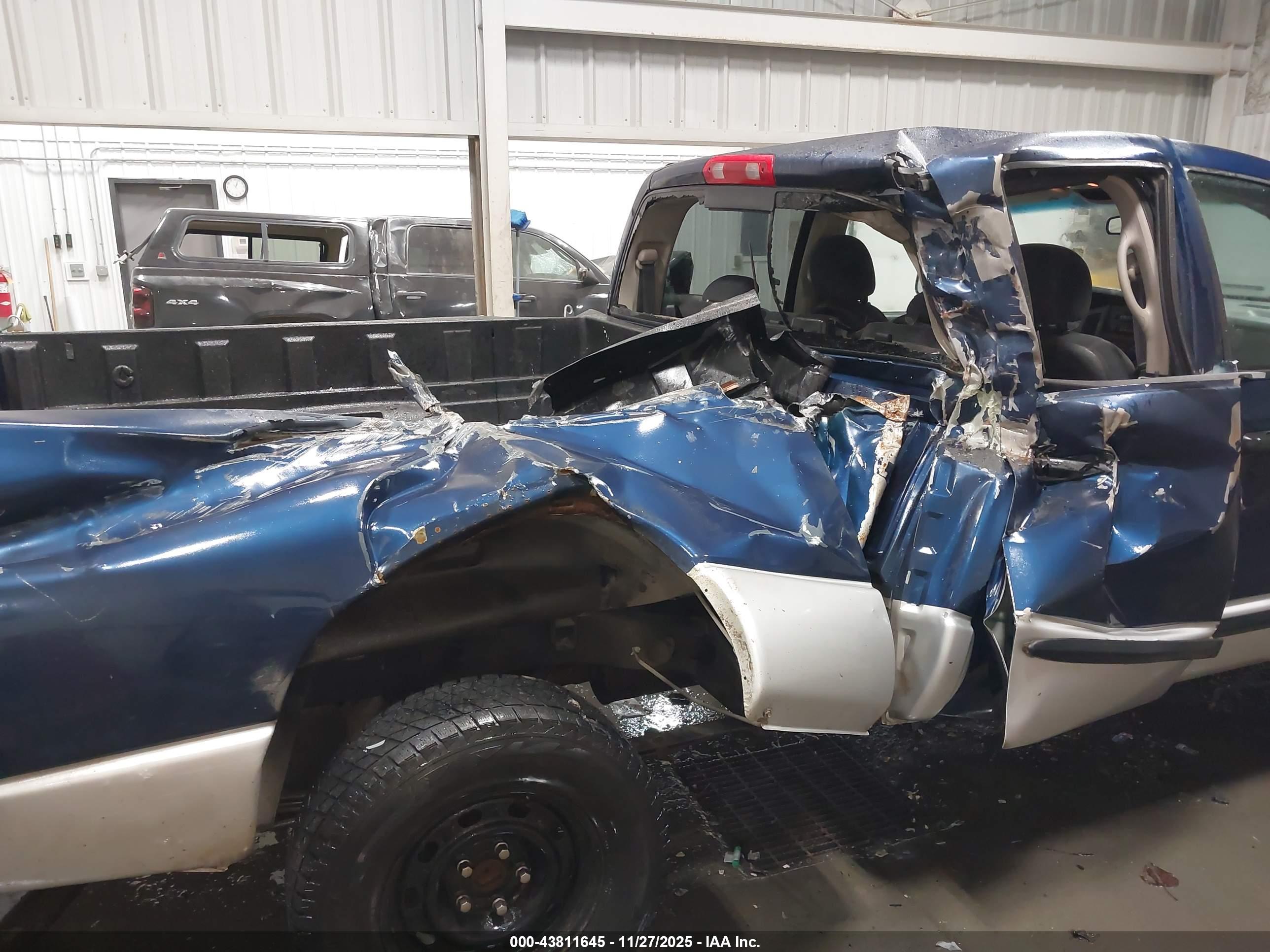 DODGE RAM image 6