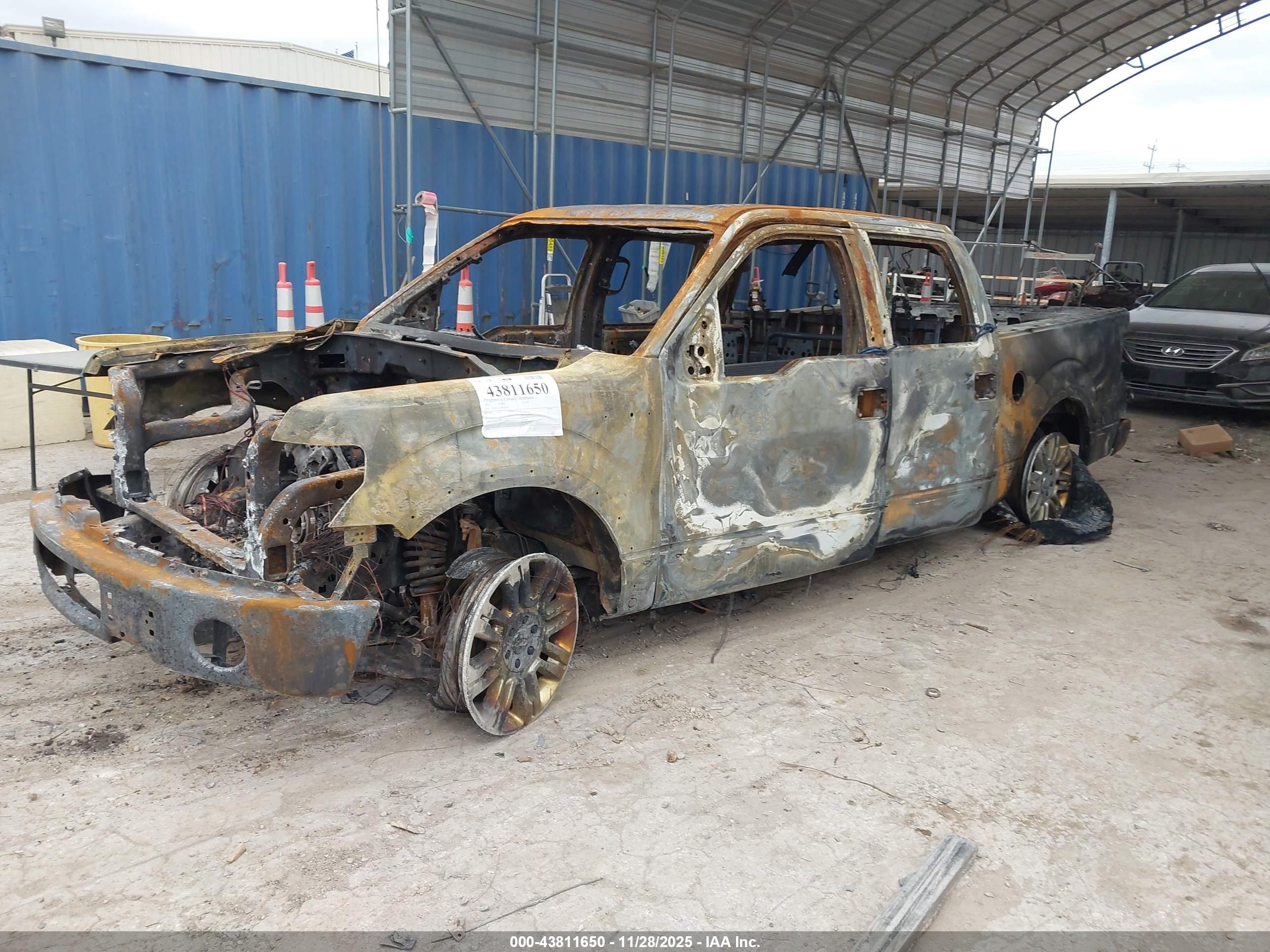 FORD F-150 image 2
