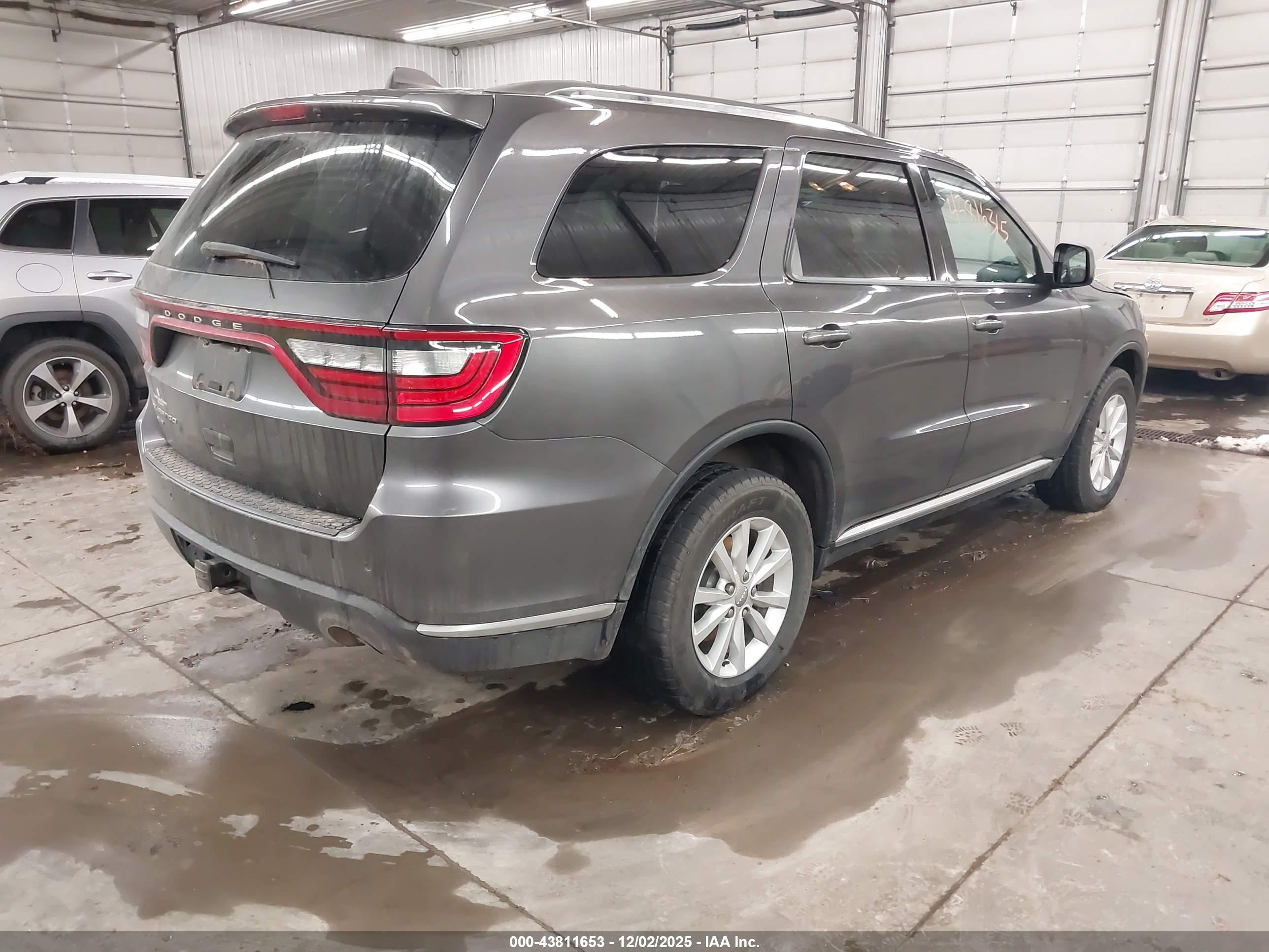 DODGE DURANGO image 4