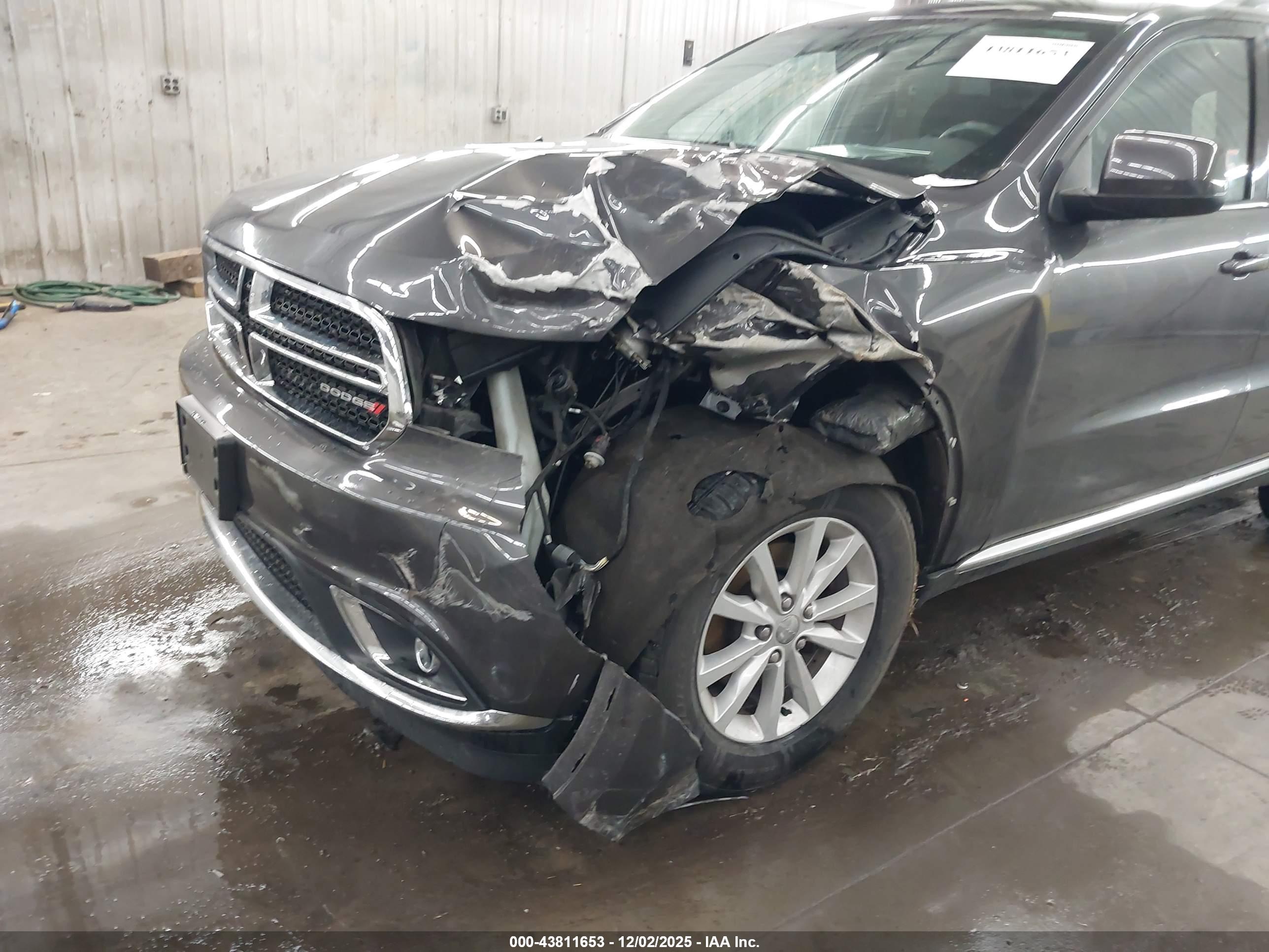 DODGE DURANGO image 6