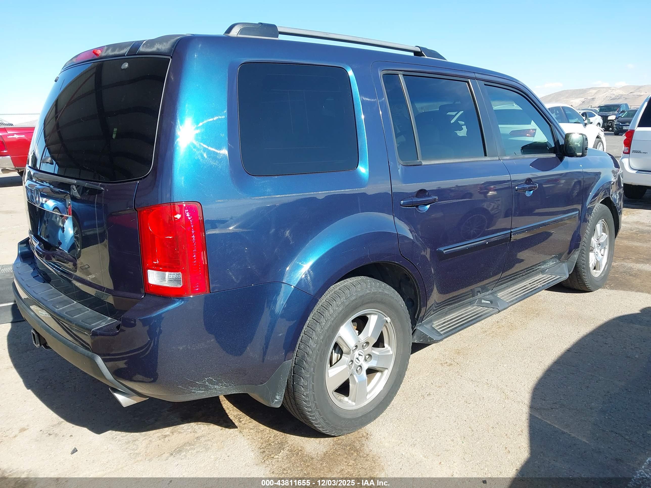 HONDA PILOT image 4