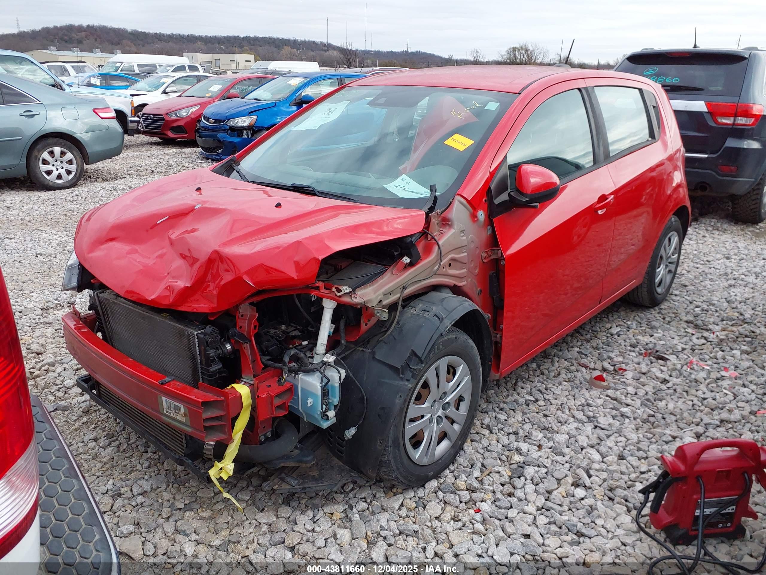 CHEVROLET SONIC image 2