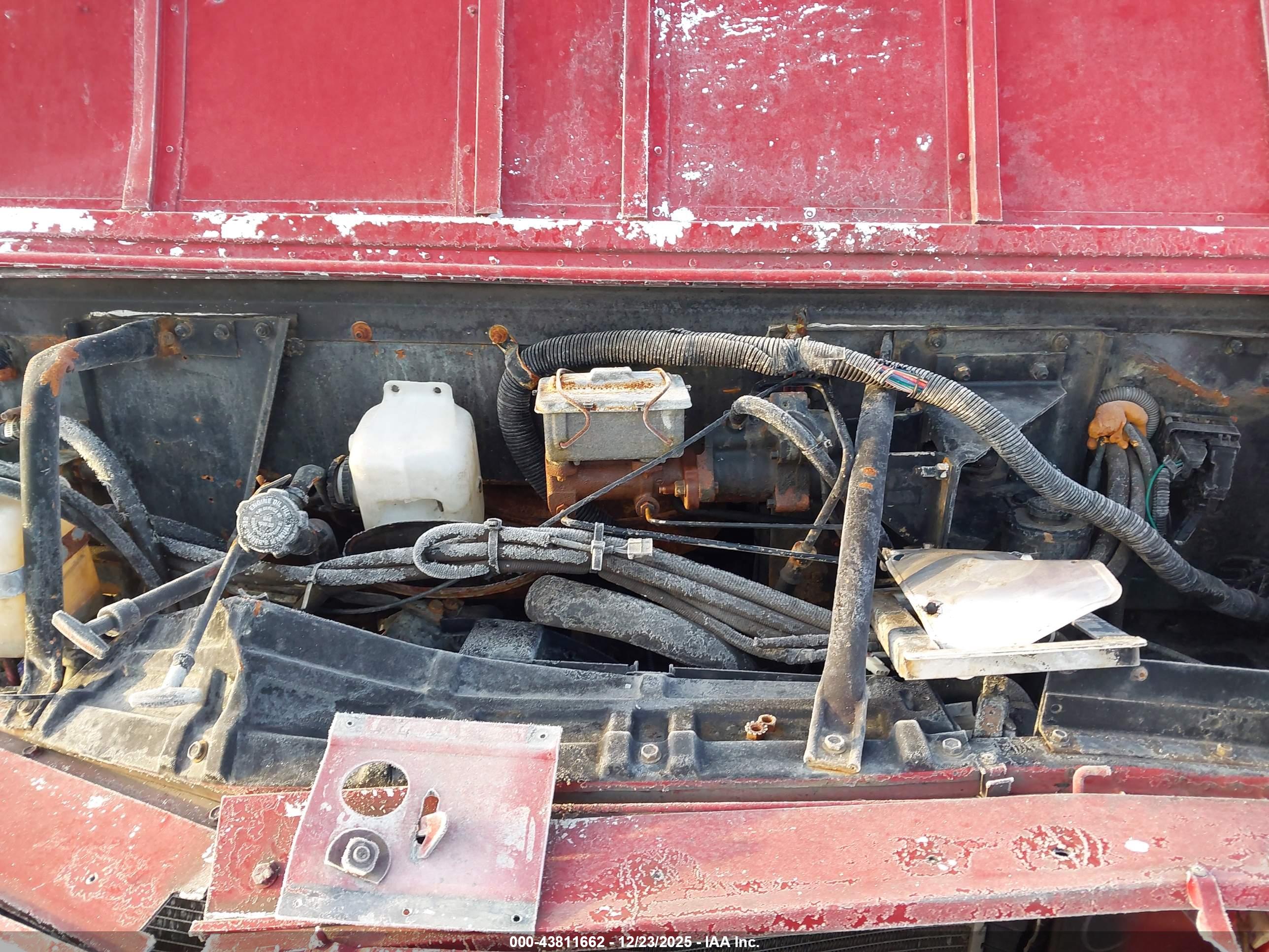 CHEVROLET P30 image 10