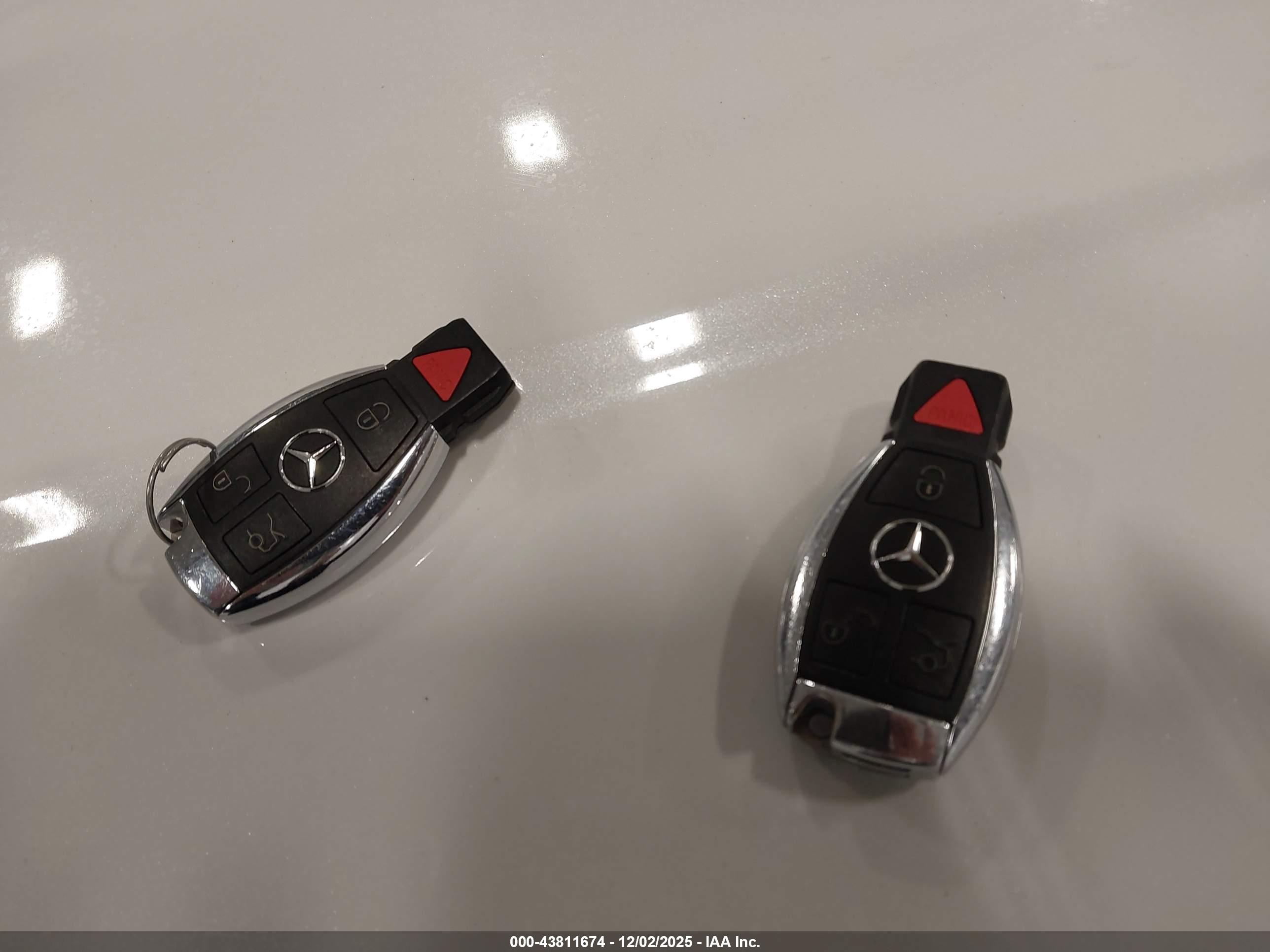 MERCEDES-BENZ C image 11