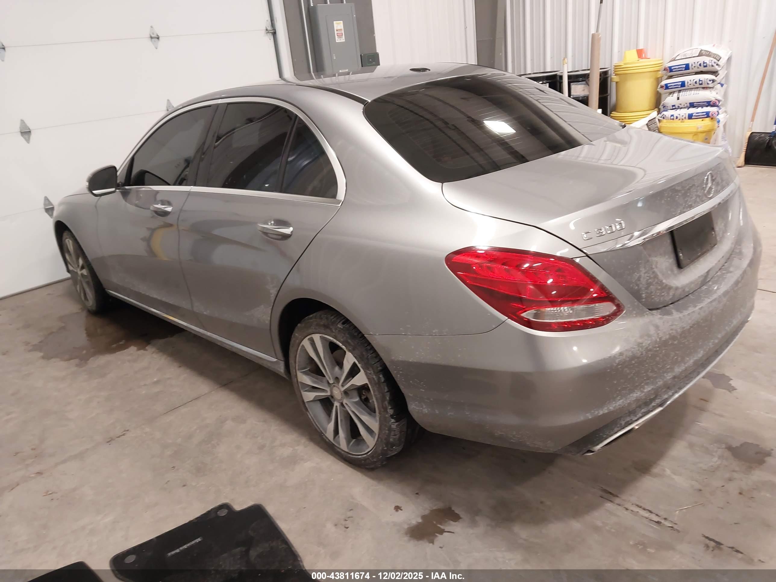 MERCEDES-BENZ C image 3