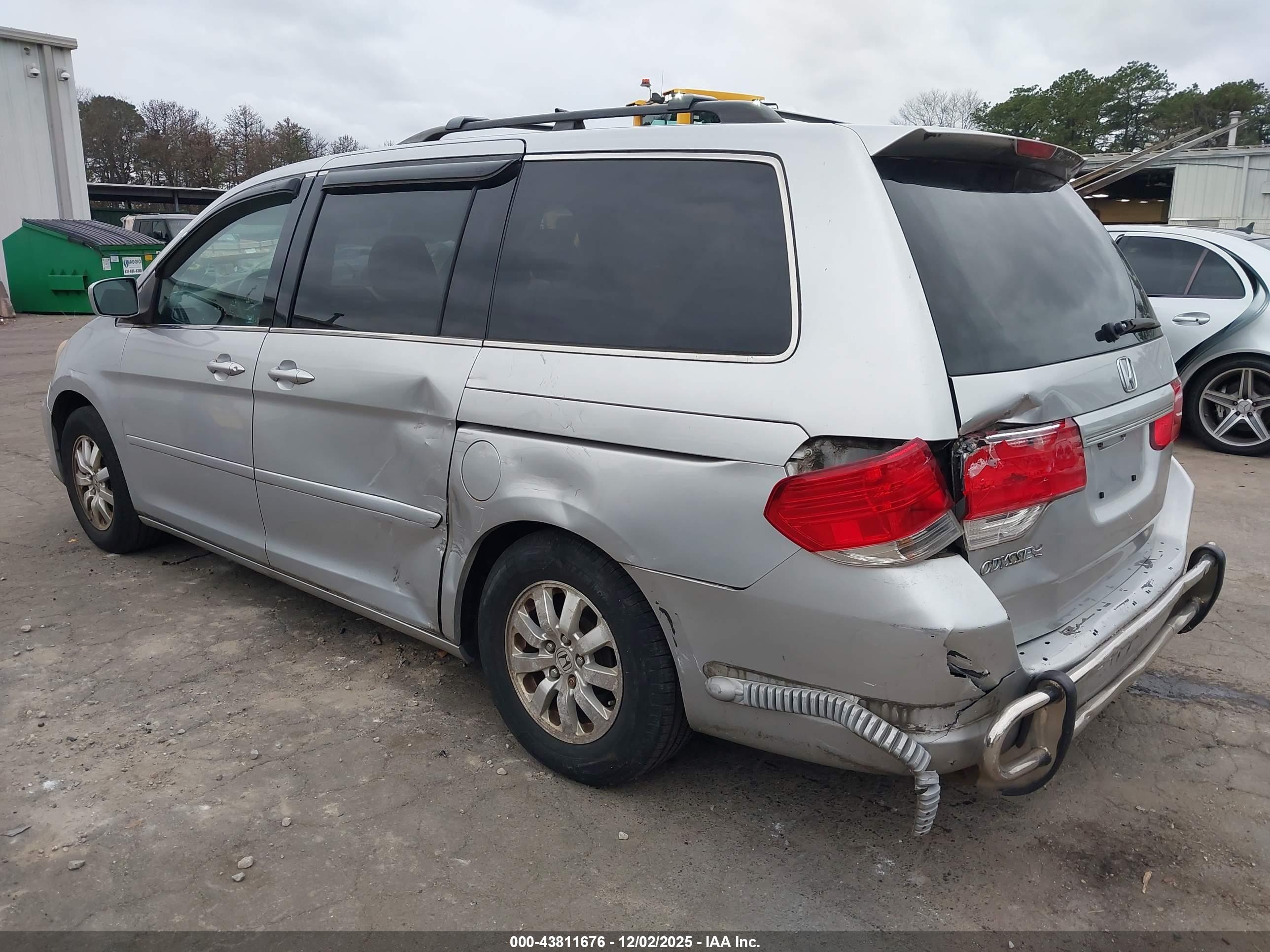 HONDA ODYSSEY image 6