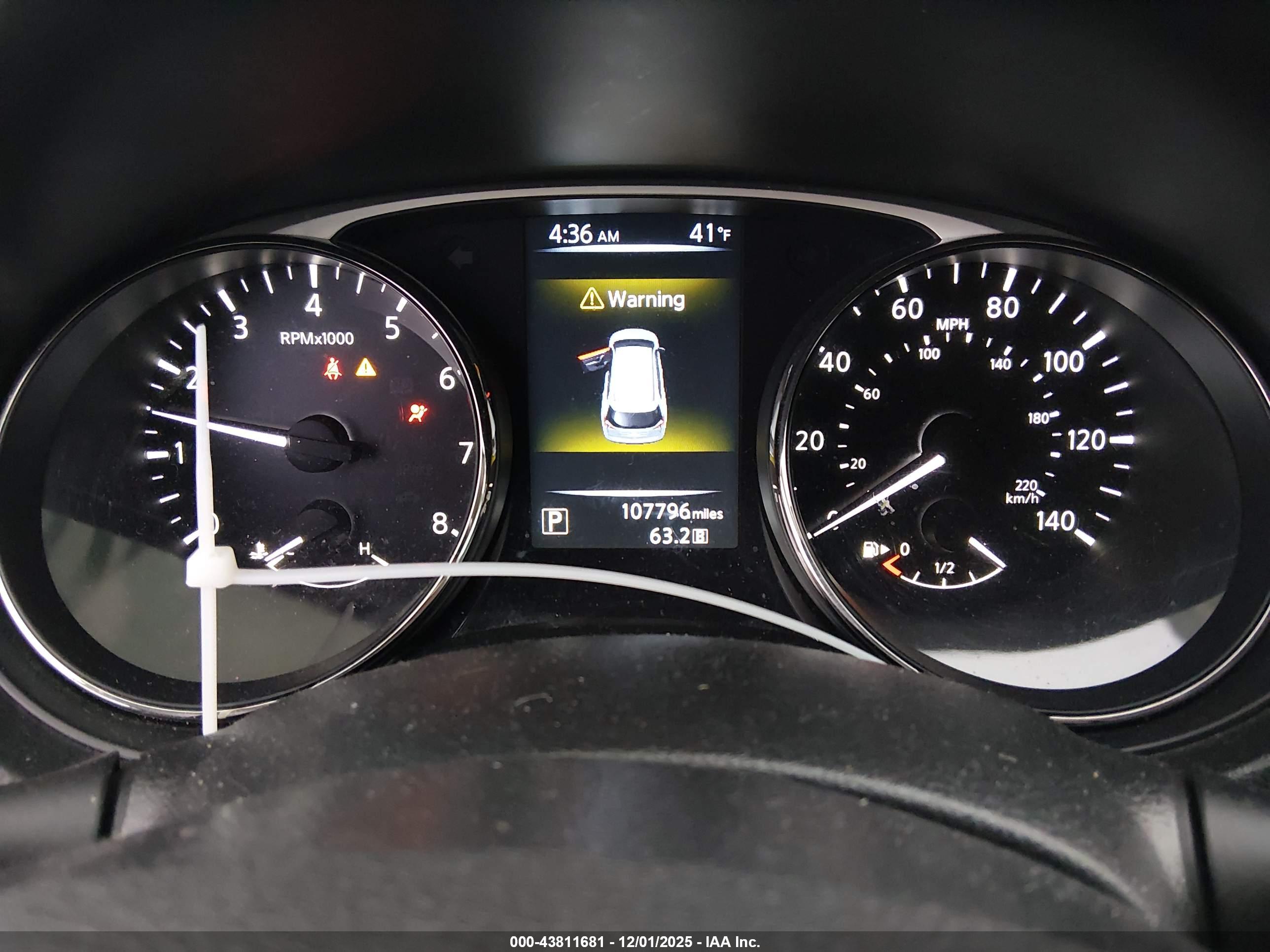 NISSAN ROGUE image 7