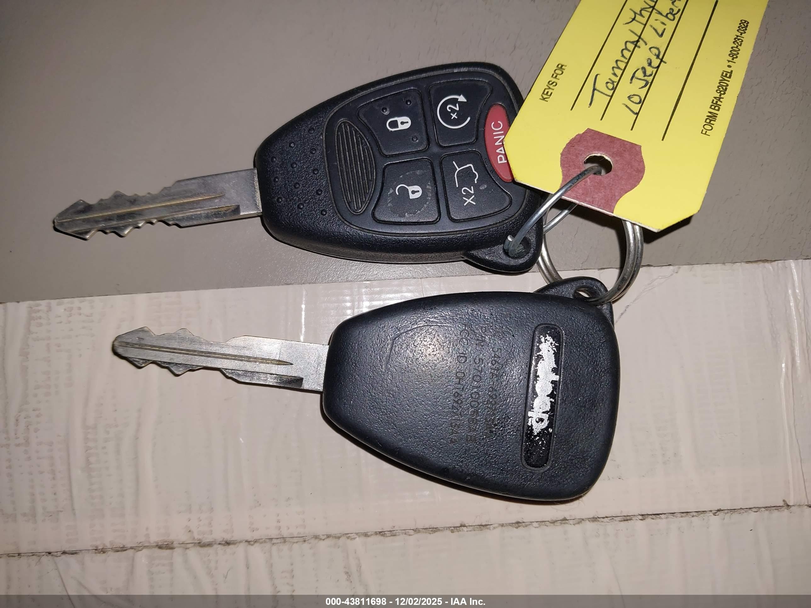 JEEP LIBERTY image 11