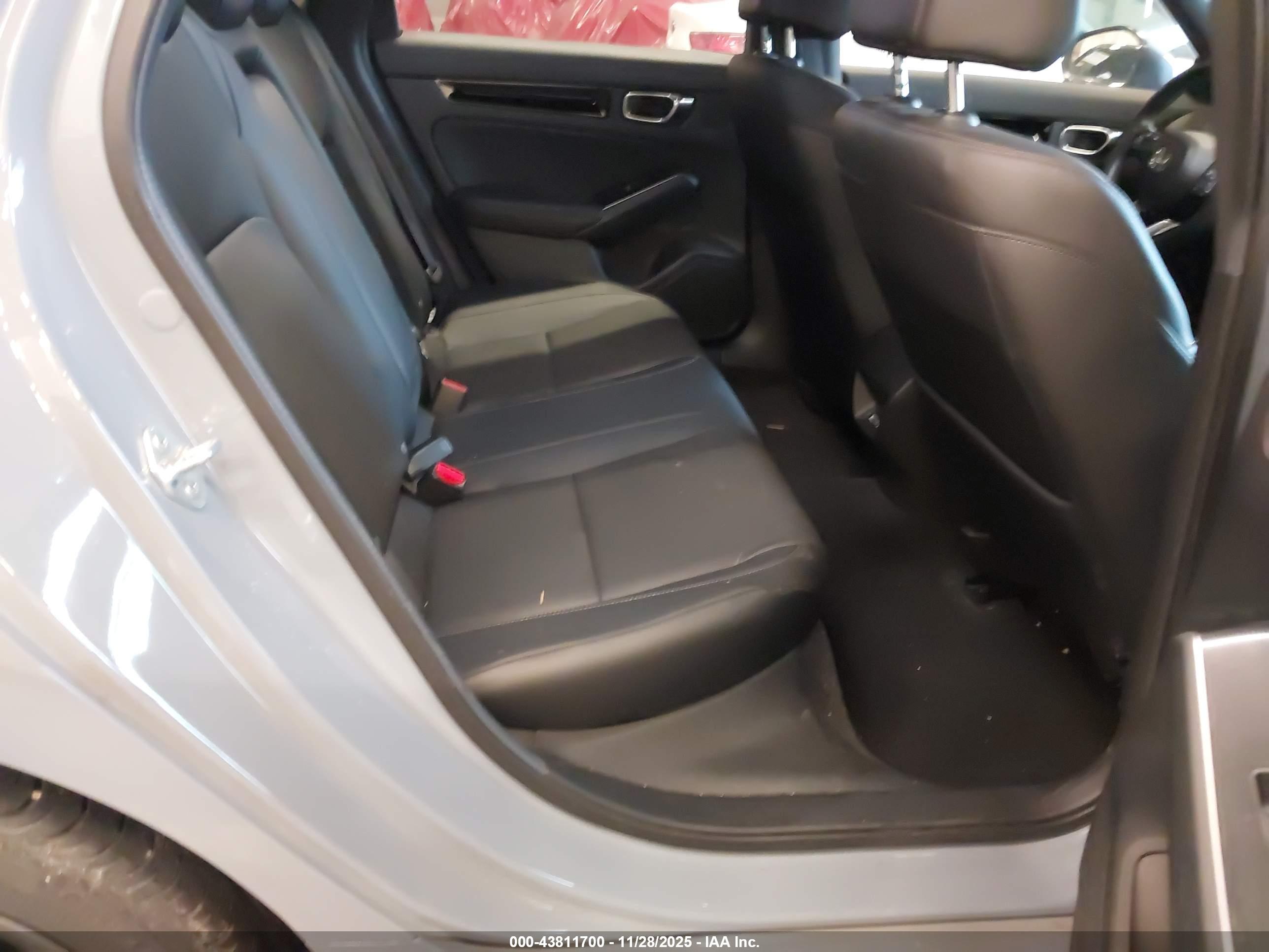 HONDA CIVIC image 8
