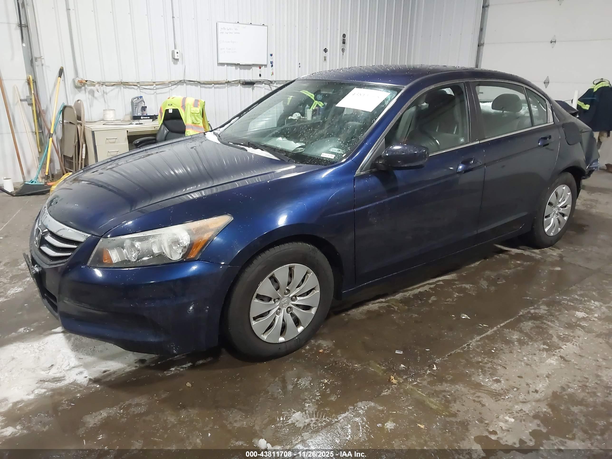 HONDA ACCORD image 2