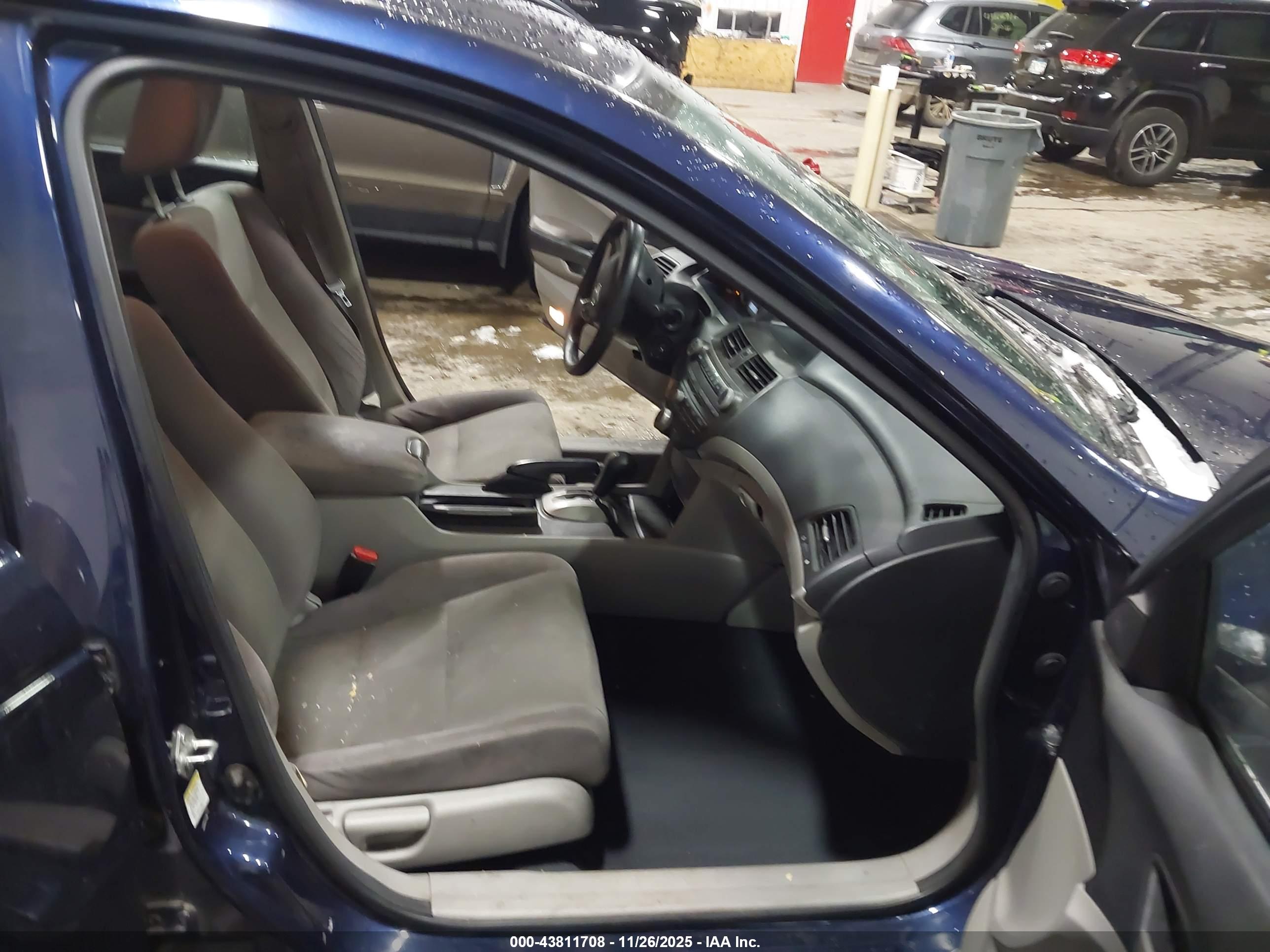 HONDA ACCORD image 5