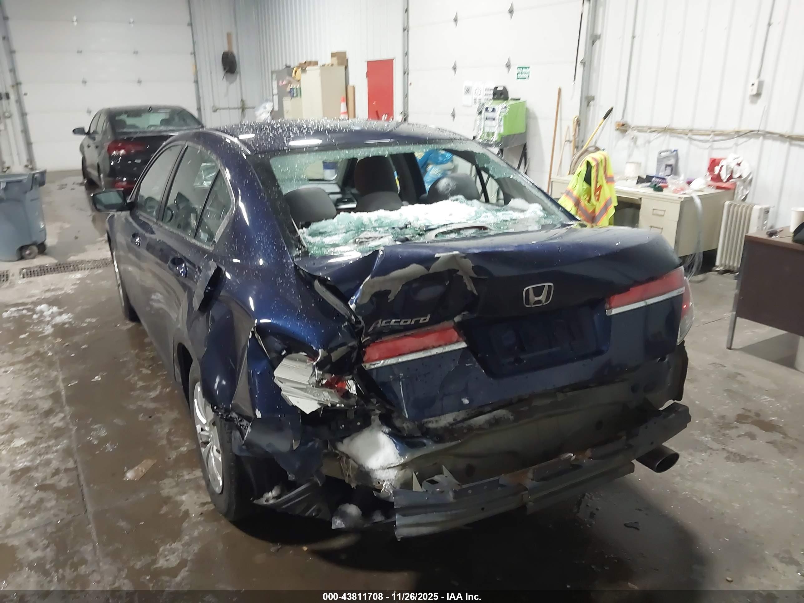 HONDA ACCORD image 6