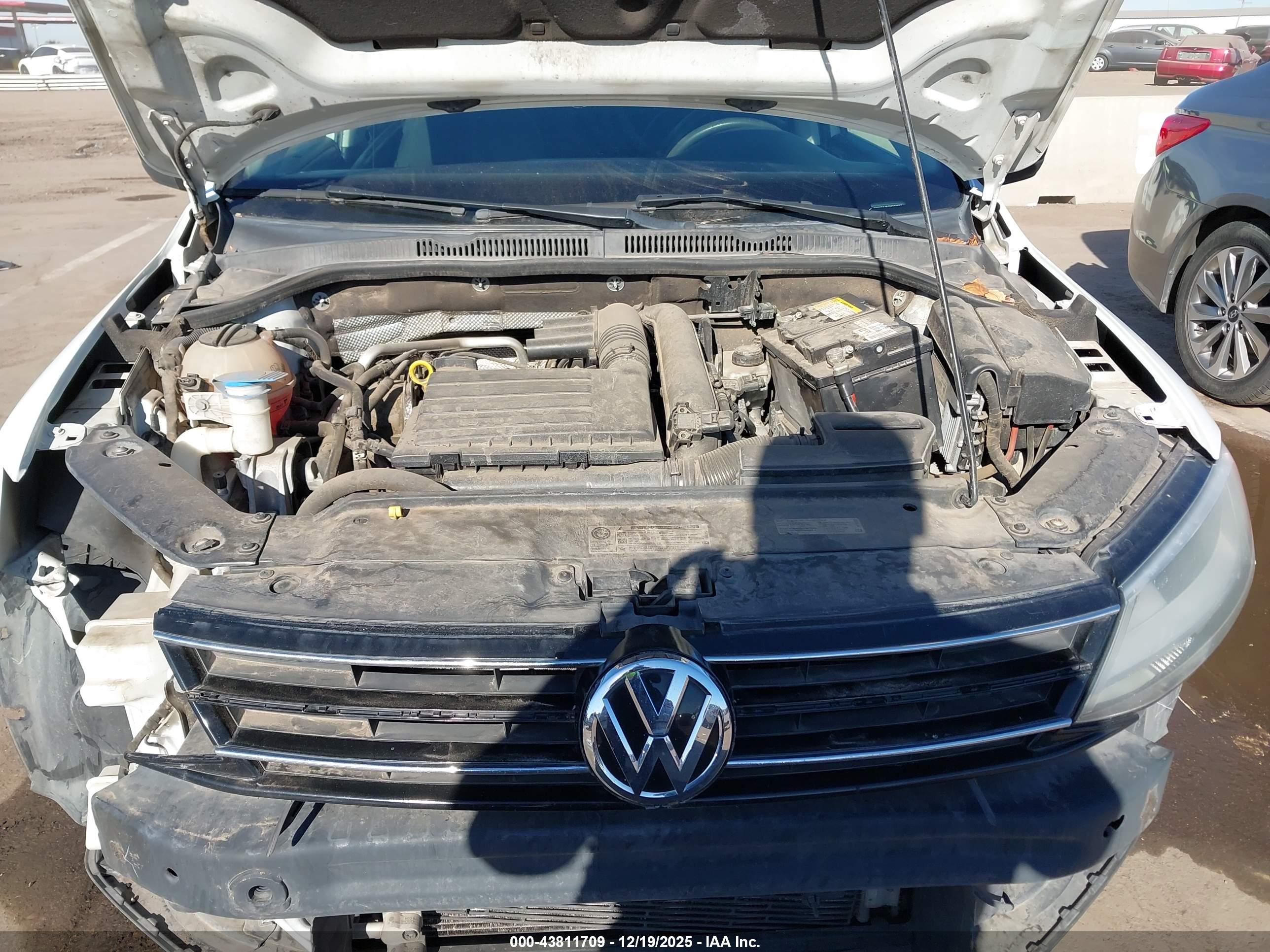VOLKSWAGEN JETTA image 10