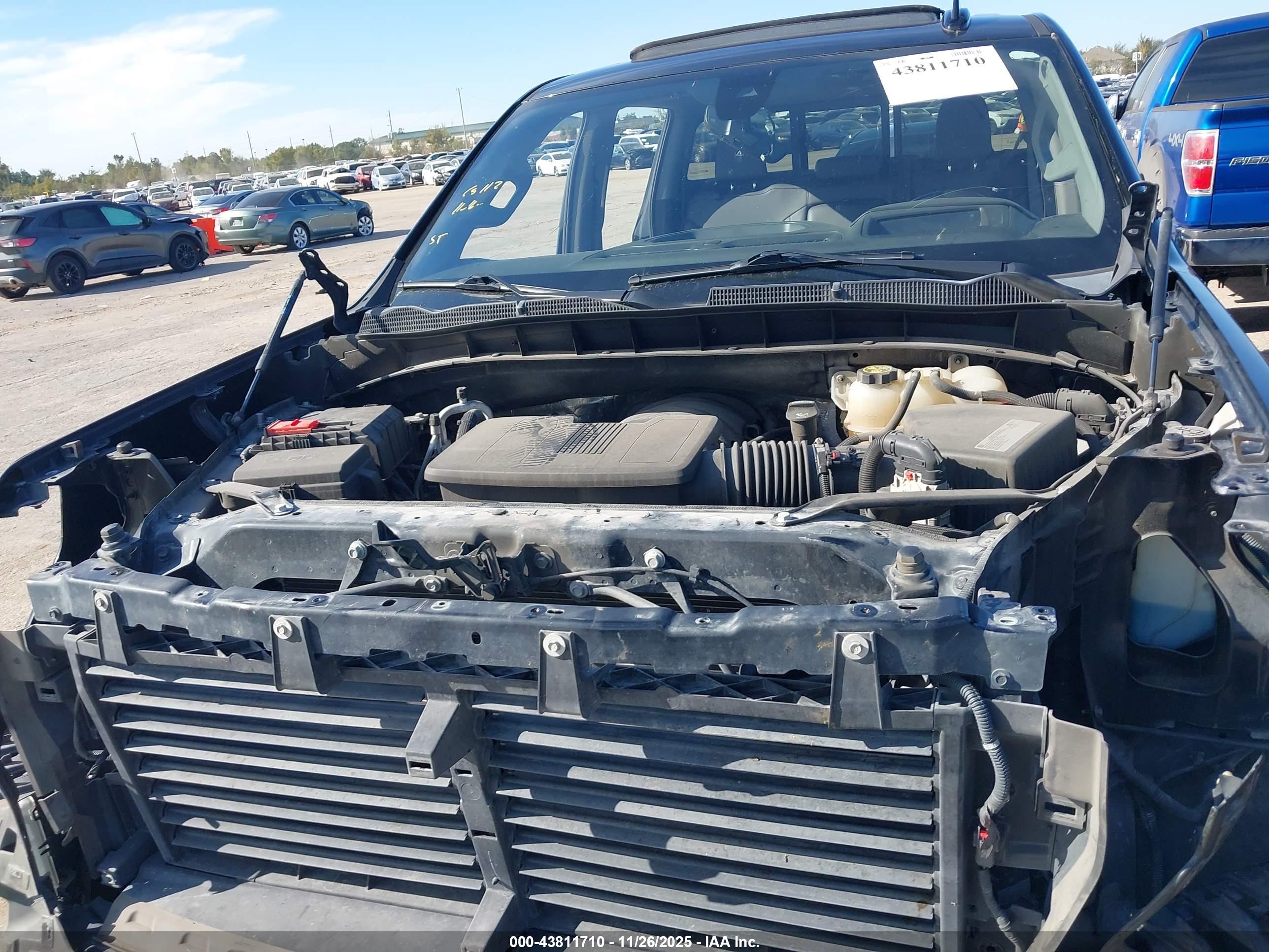 GMC SIERRA image 10