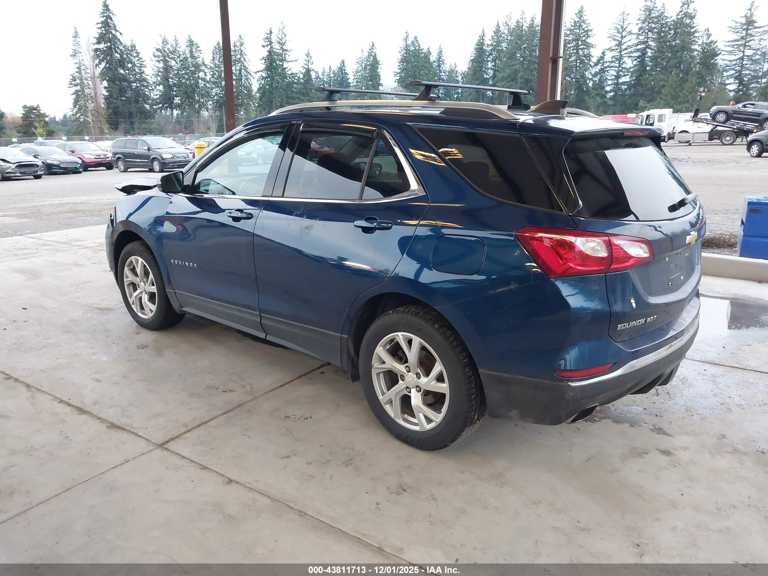 CHEVROLET EQUINOX image 3