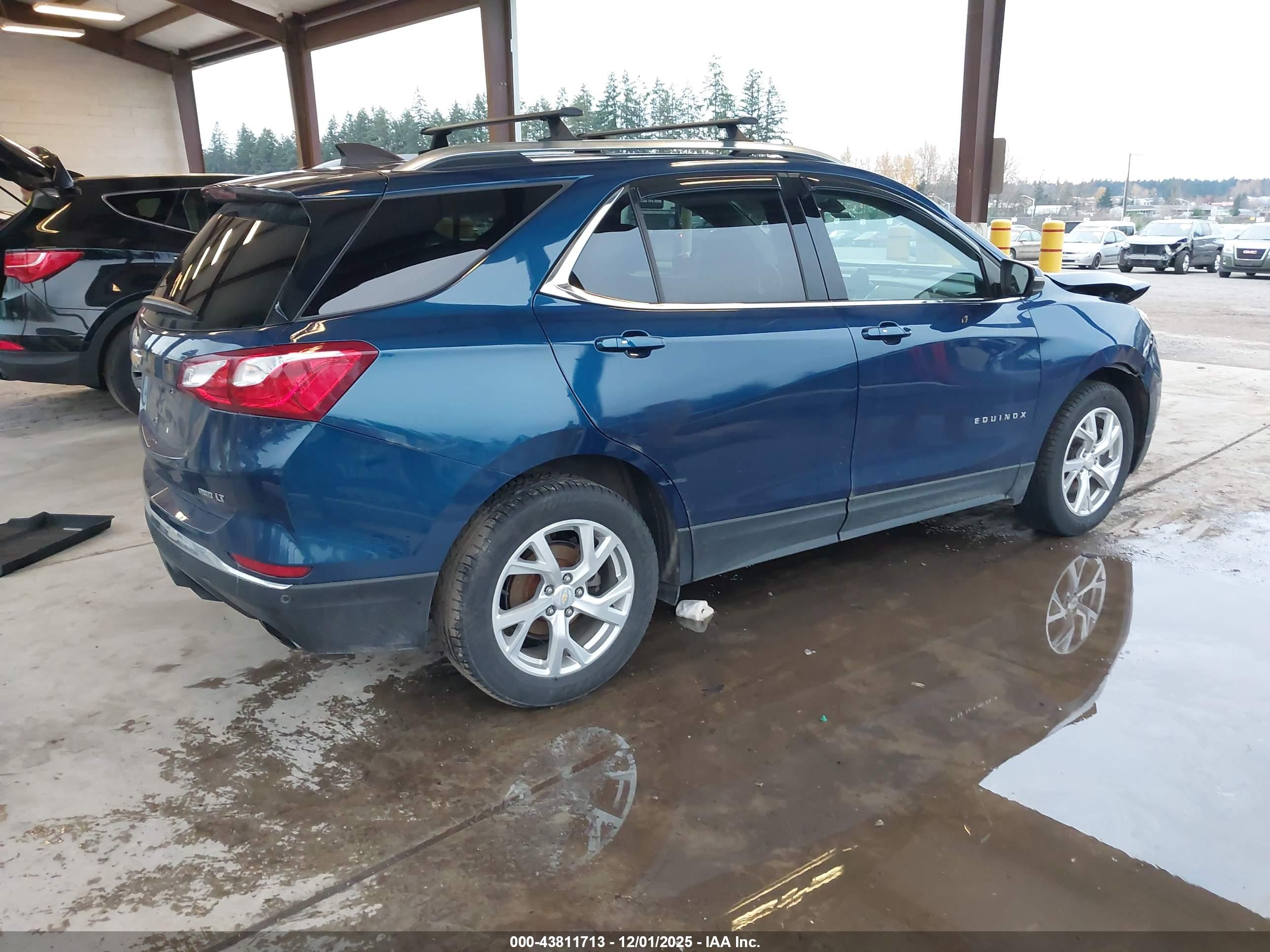 CHEVROLET EQUINOX image 4