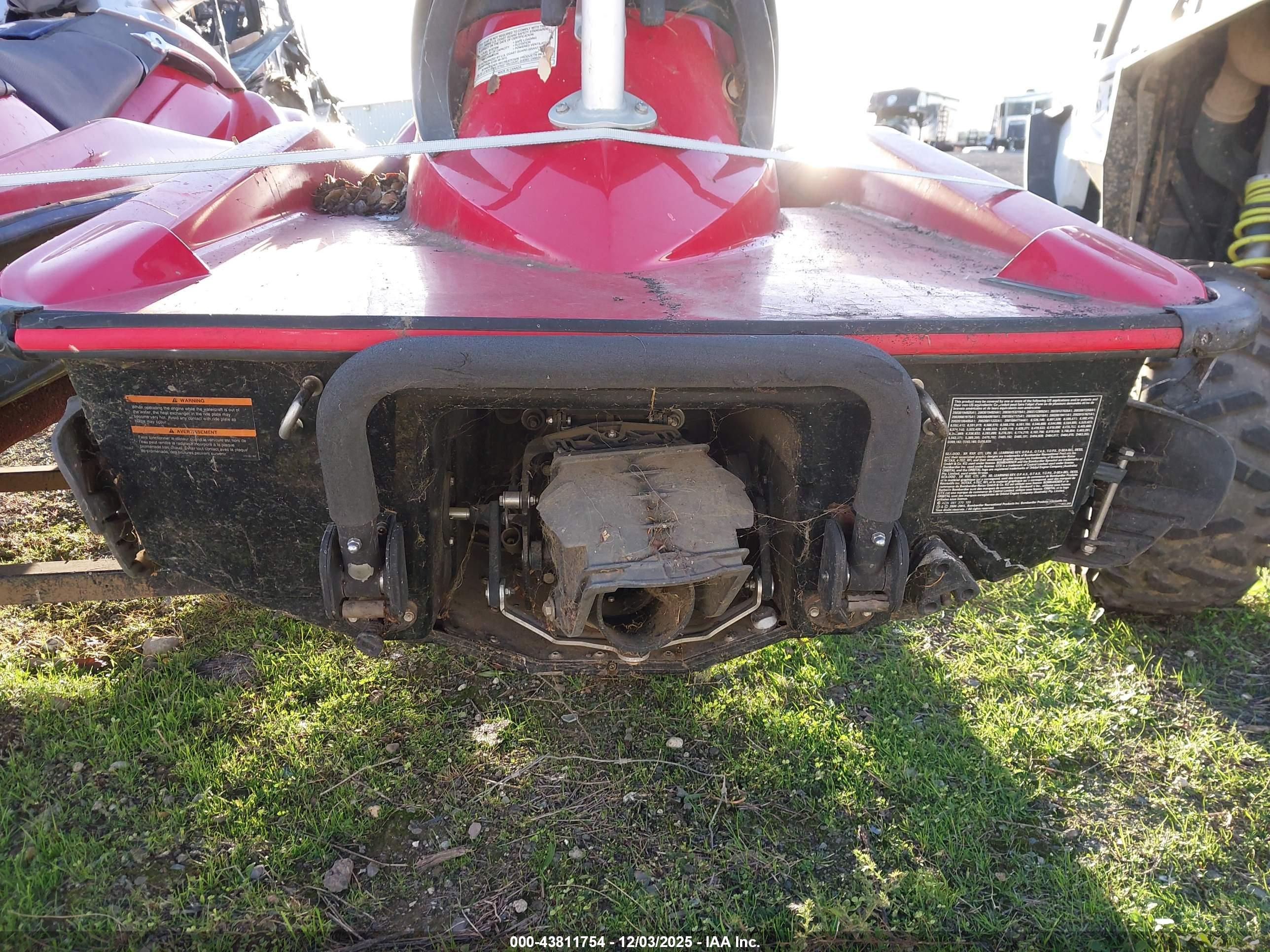 BOMBARDIER SEA-DOO image 10