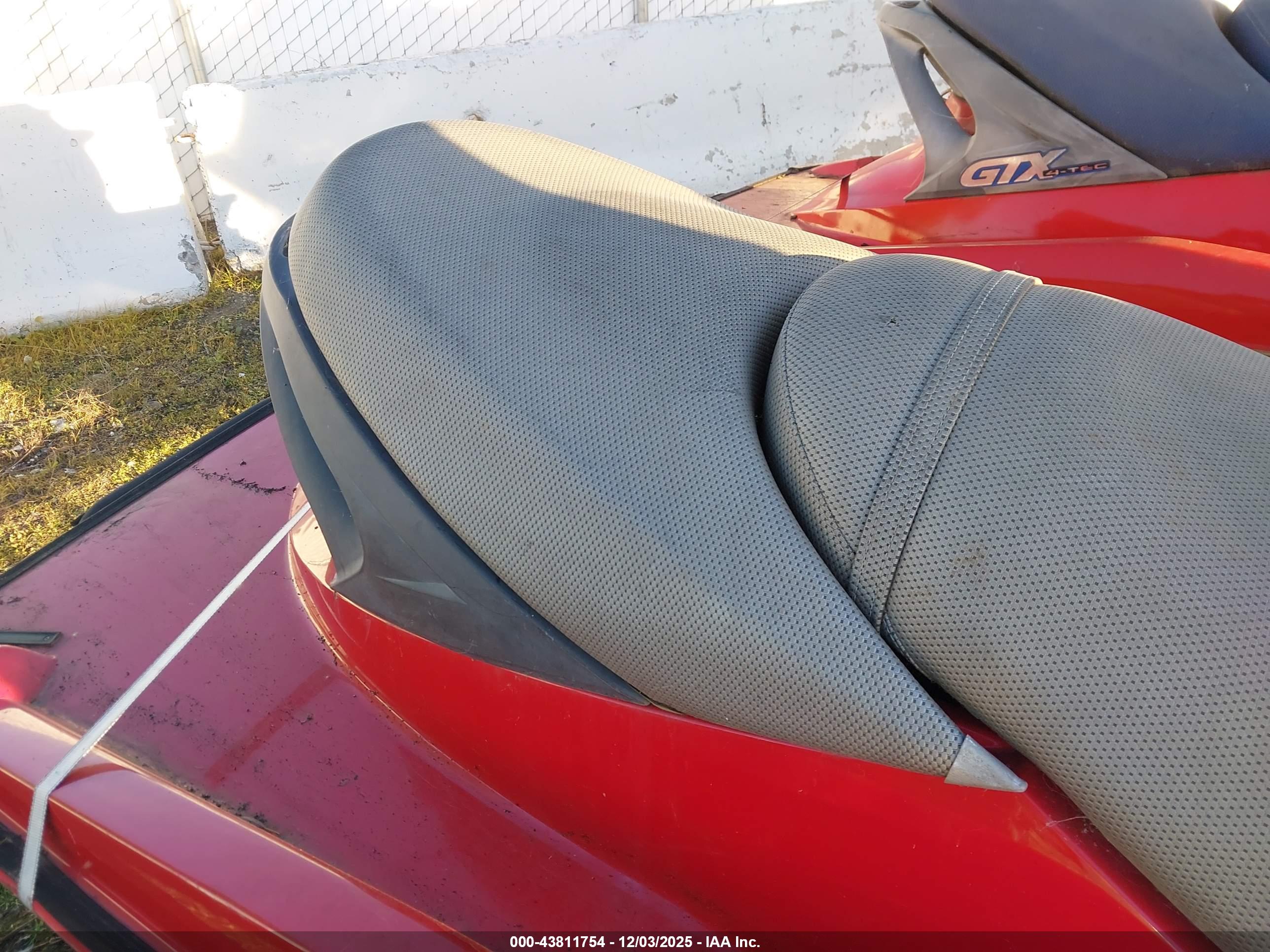 BOMBARDIER SEA-DOO image 8
