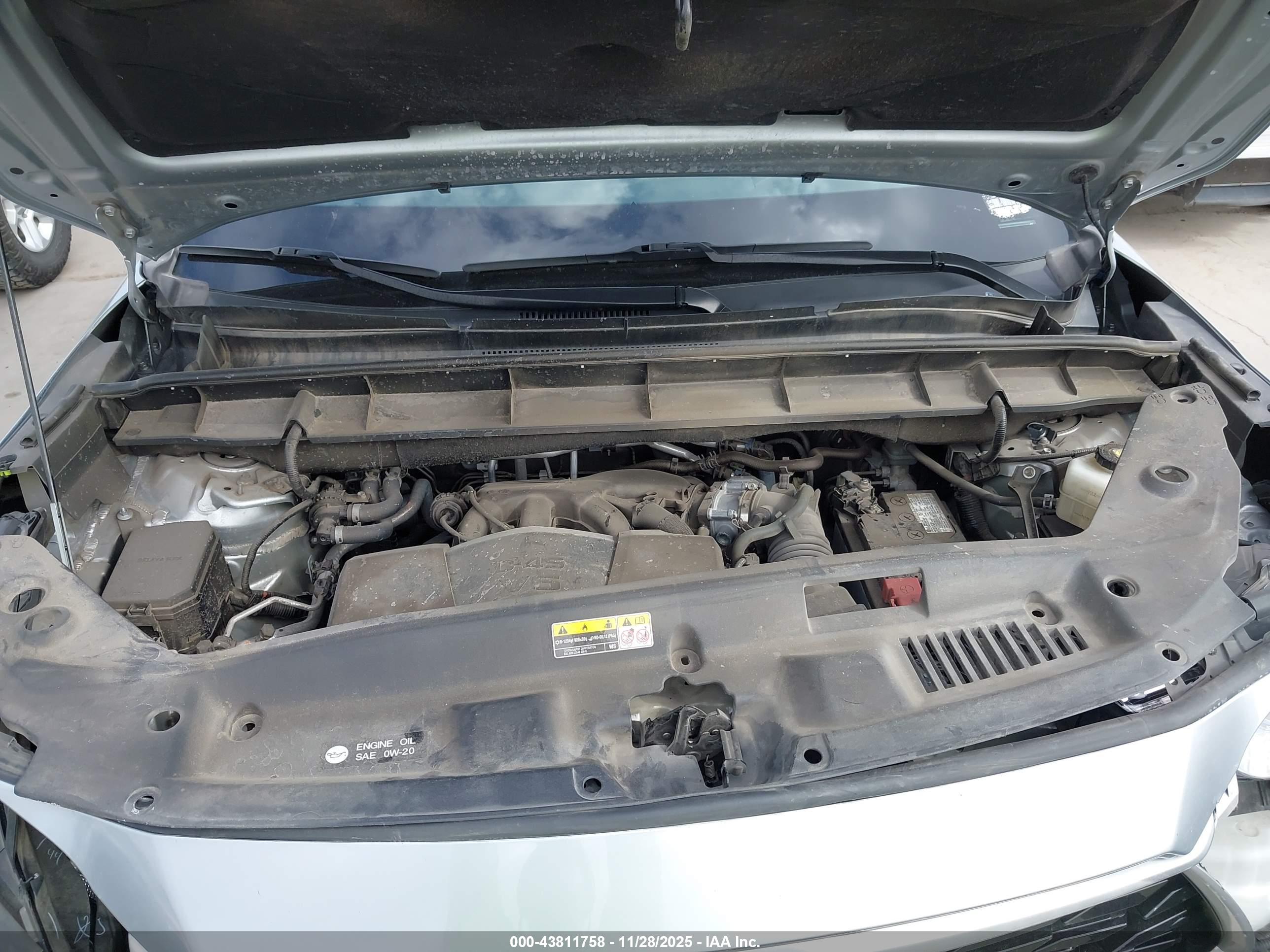 TOYOTA HIGHLANDER image 10