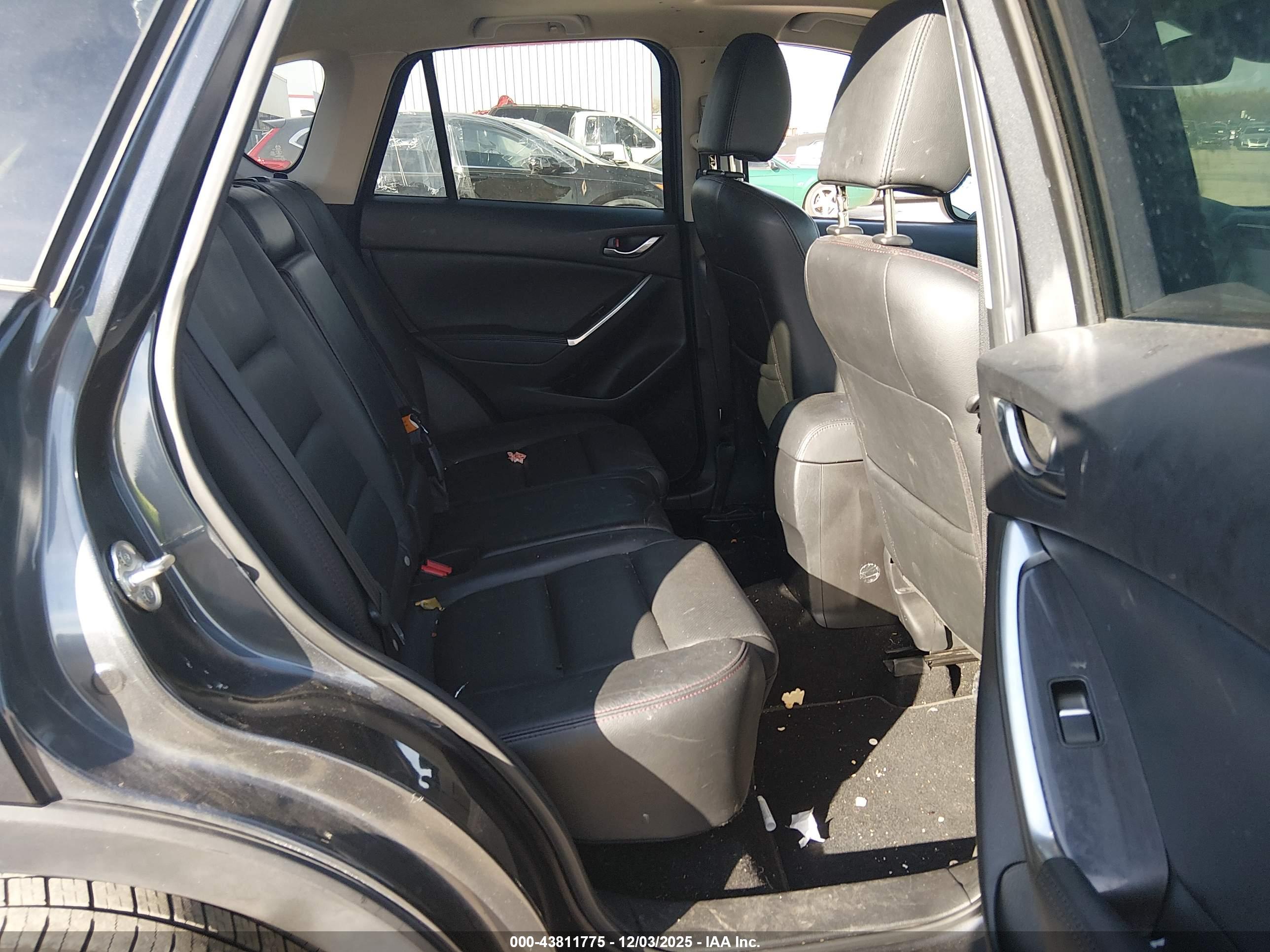 MAZDA CX-5 image 8