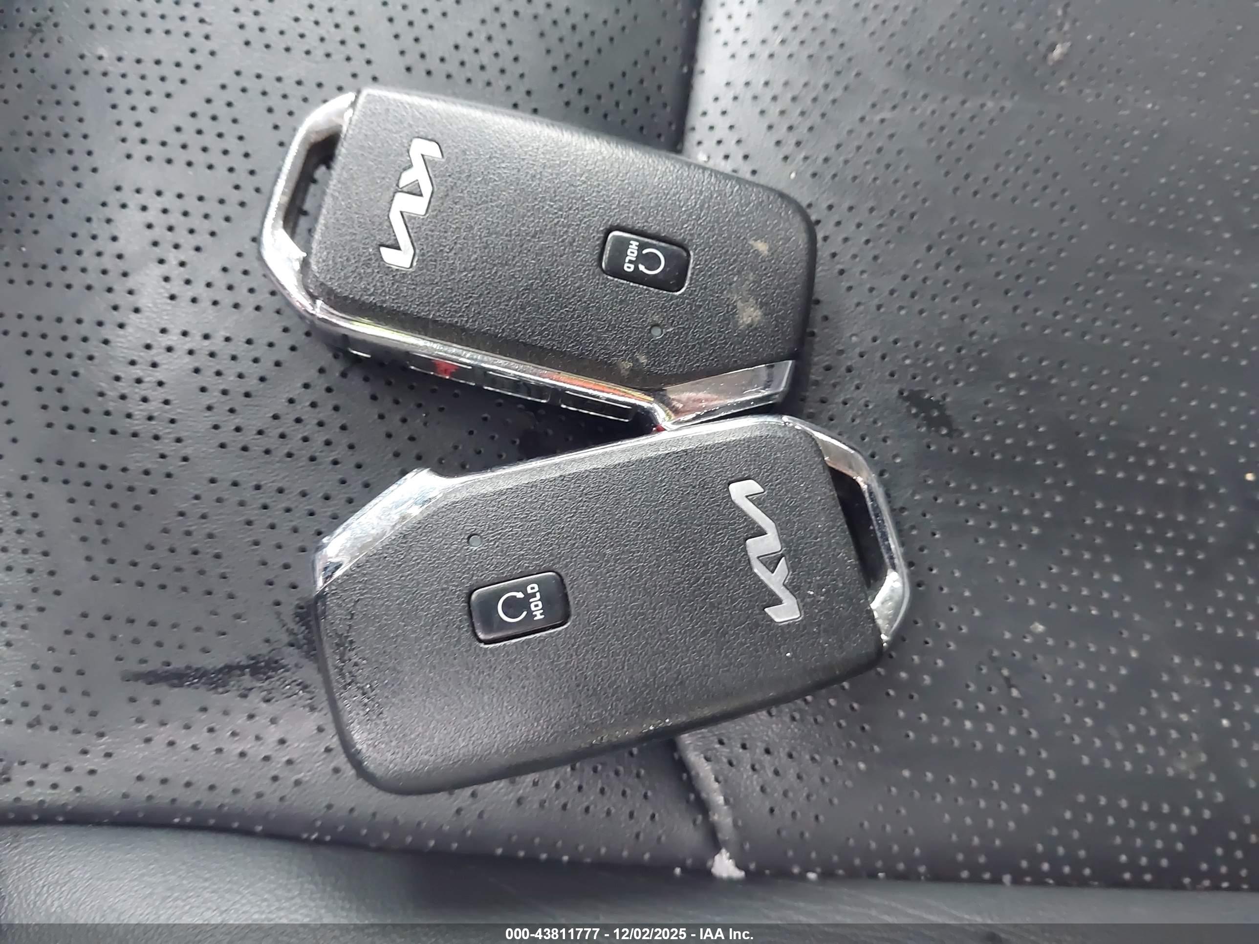 KIA SORENTO image 11