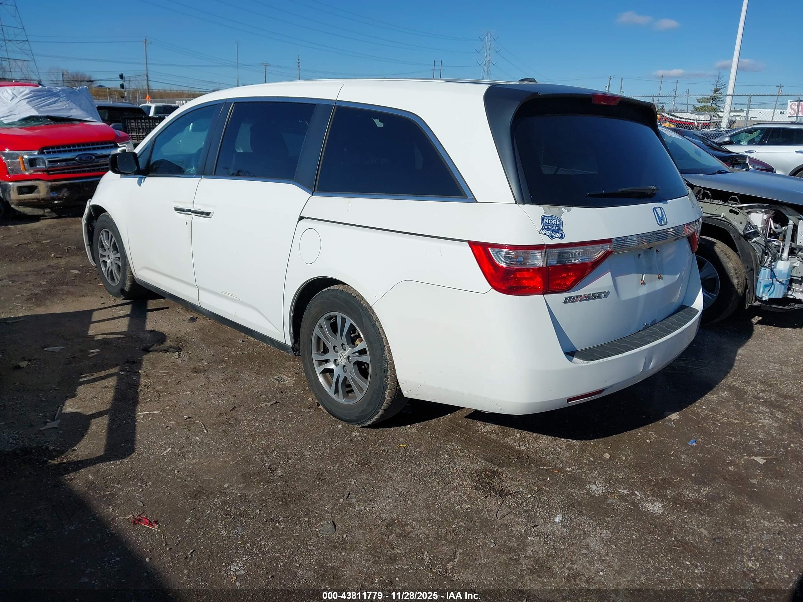 HONDA ODYSSEY image 3