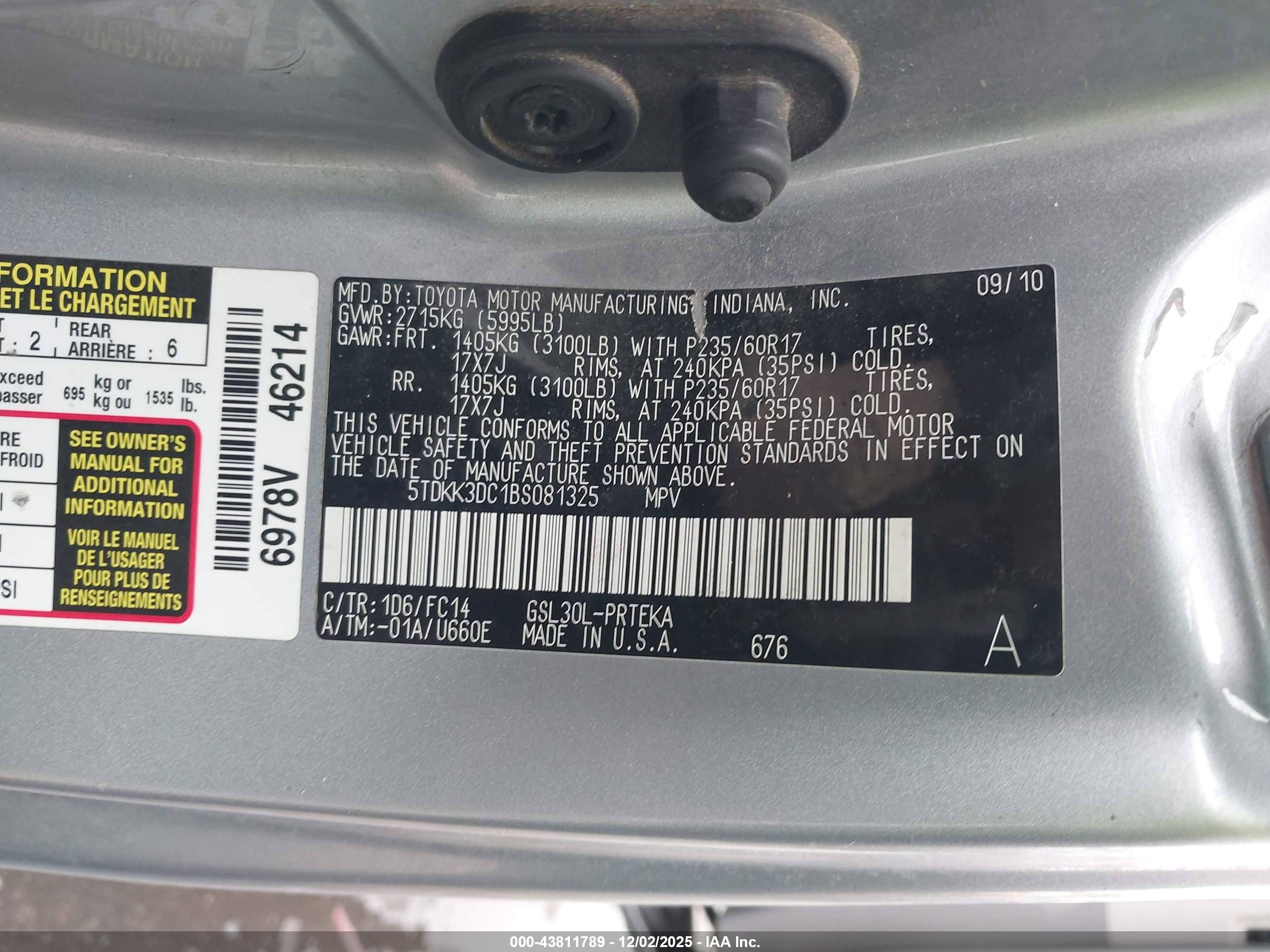 TOYOTA SIENNA image 9