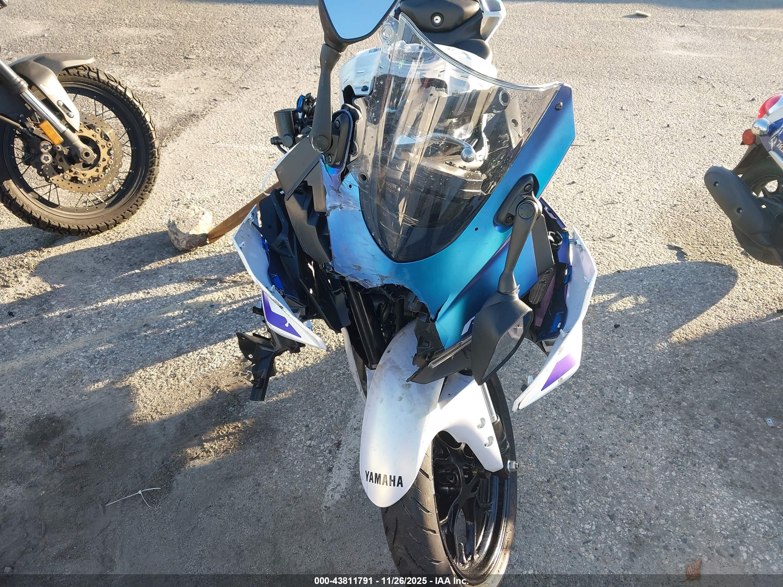 YAMAHA YFZ320 image 5