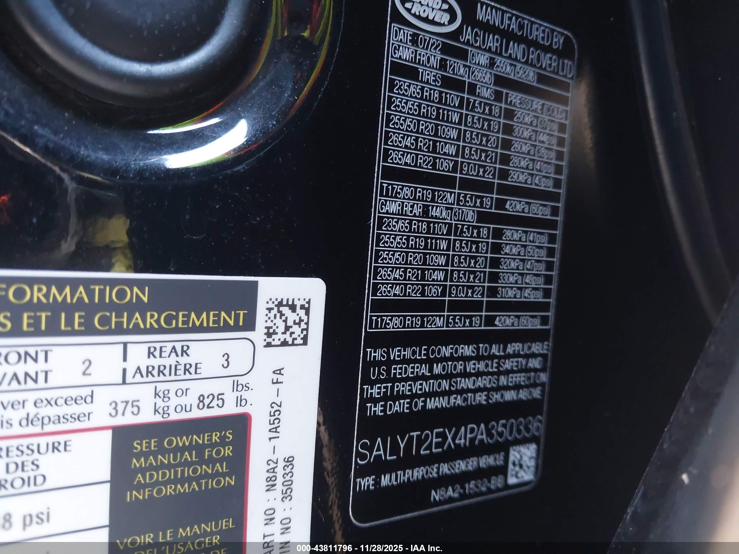 LAND ROVER image 9