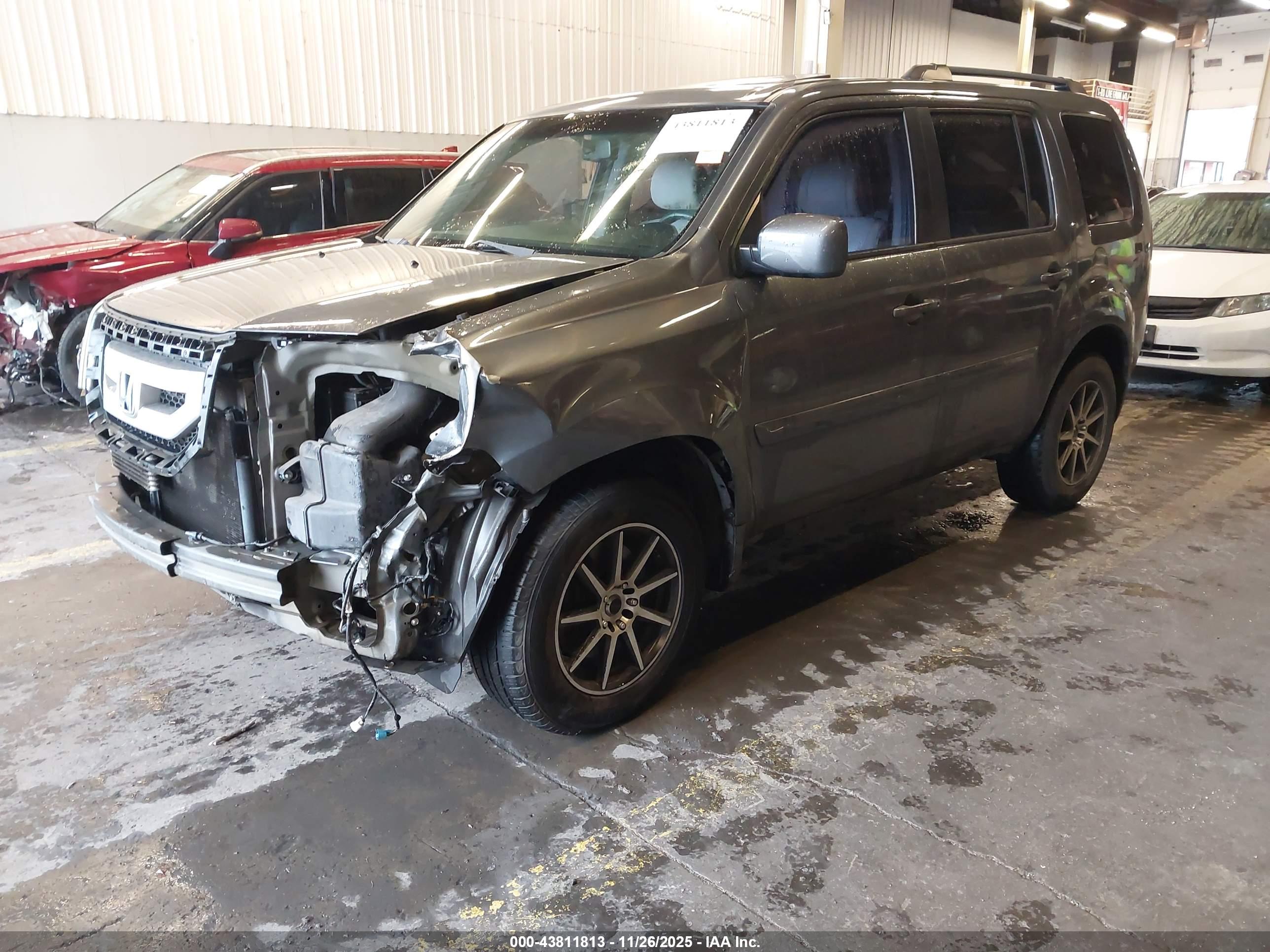 HONDA PILOT image 2