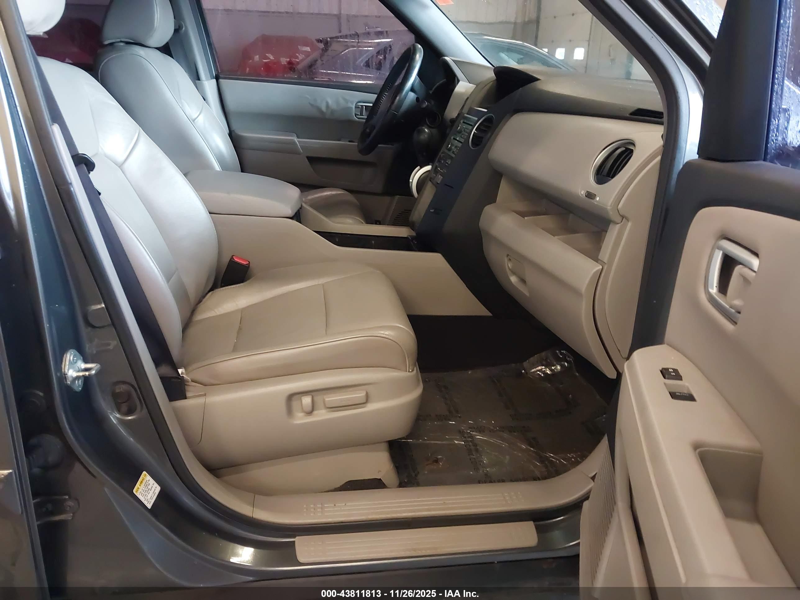 HONDA PILOT image 5
