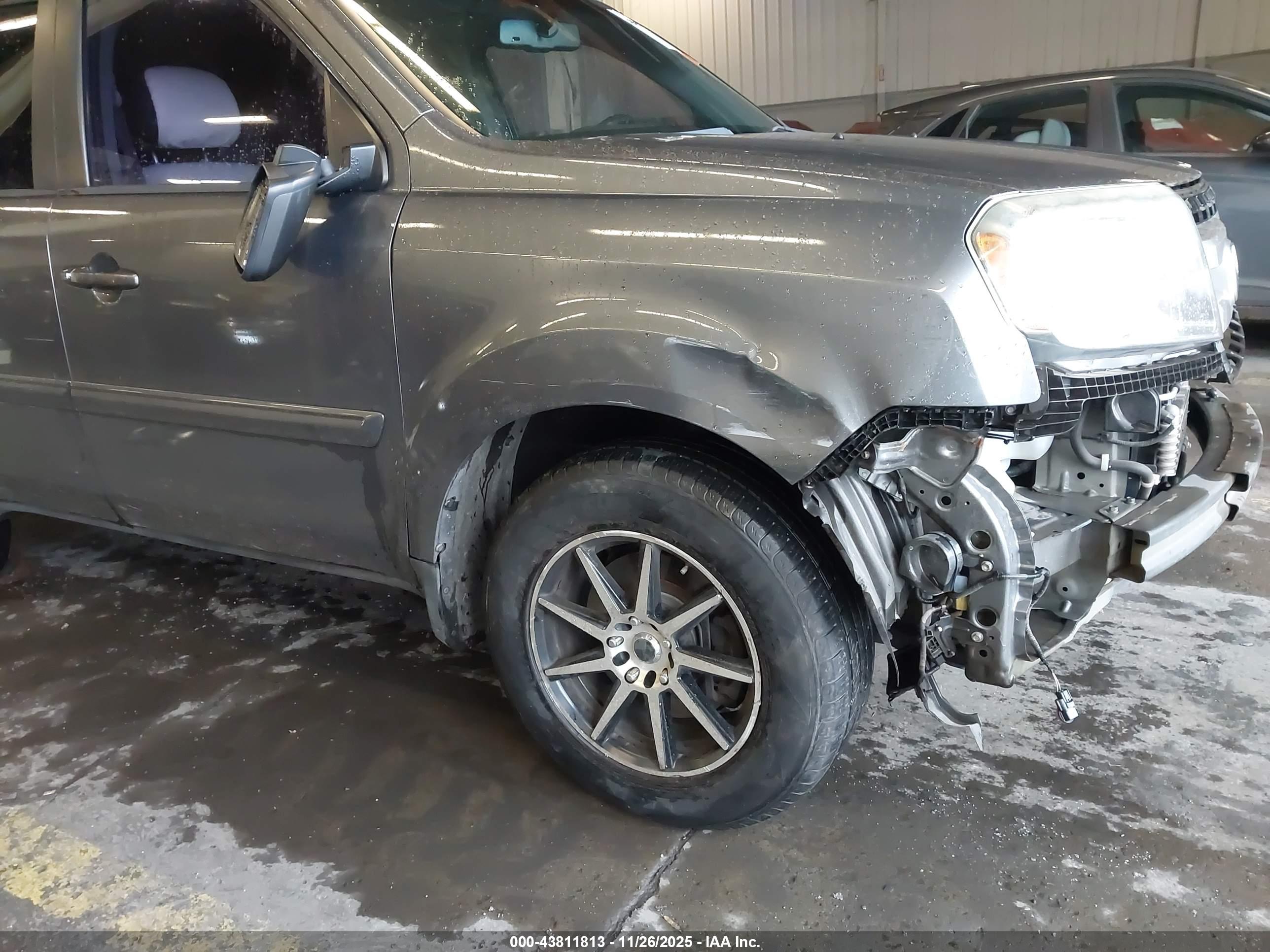 HONDA PILOT image 6