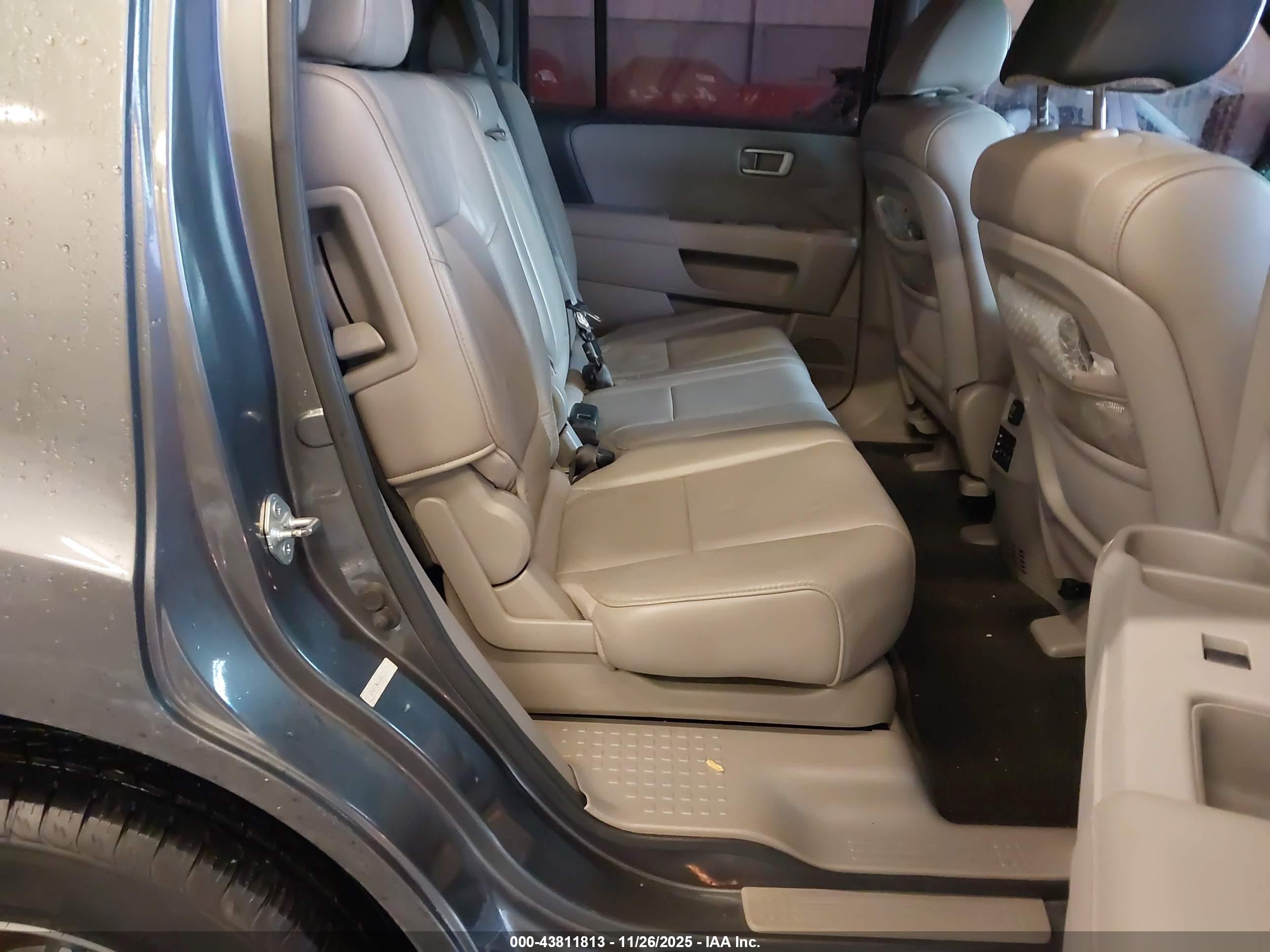 HONDA PILOT image 8