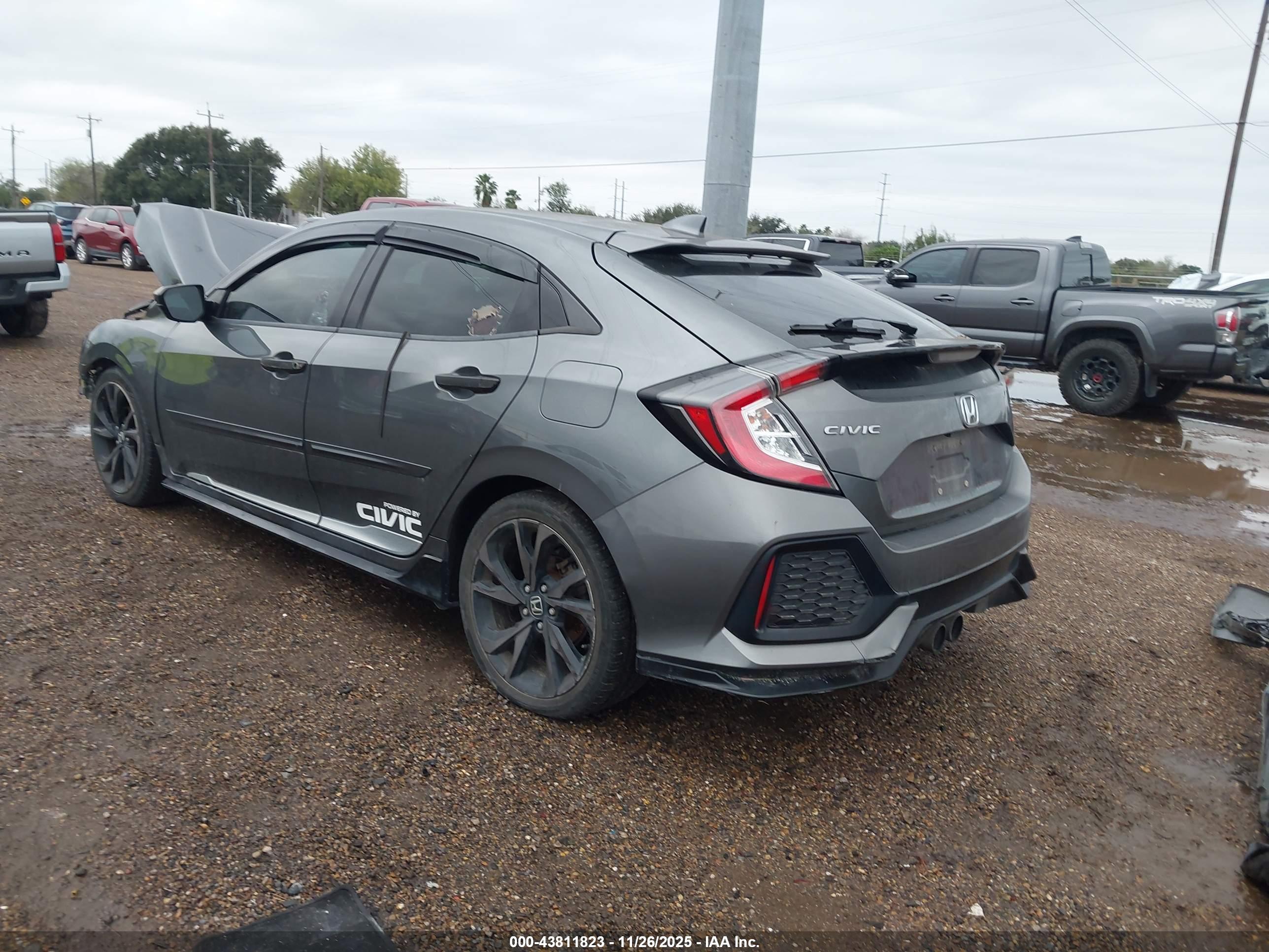 HONDA CIVIC image 3