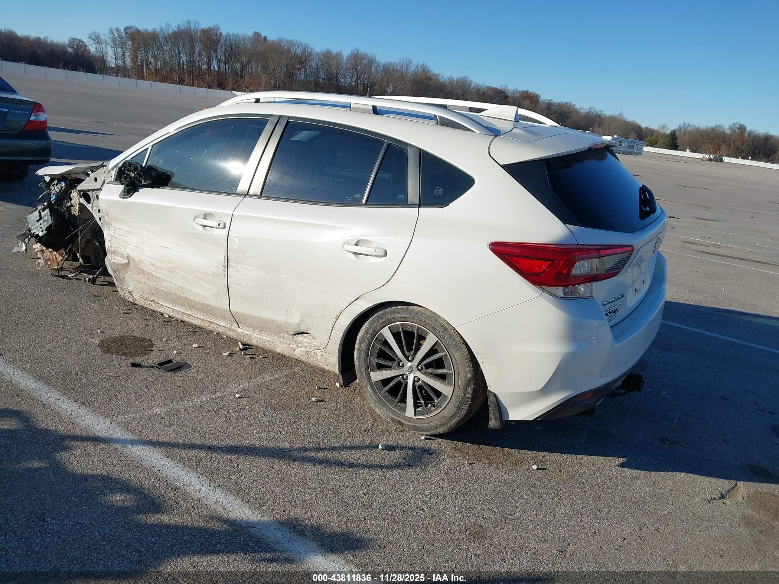 SUBARU IMPREZA image 3