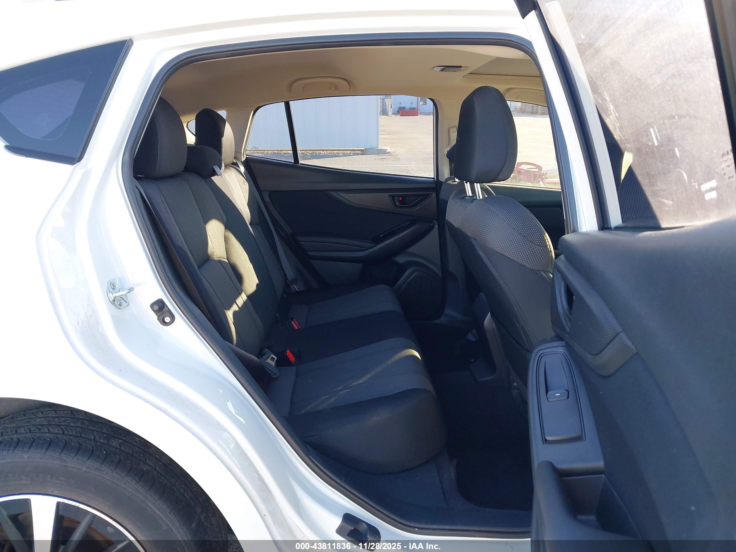 SUBARU IMPREZA image 8