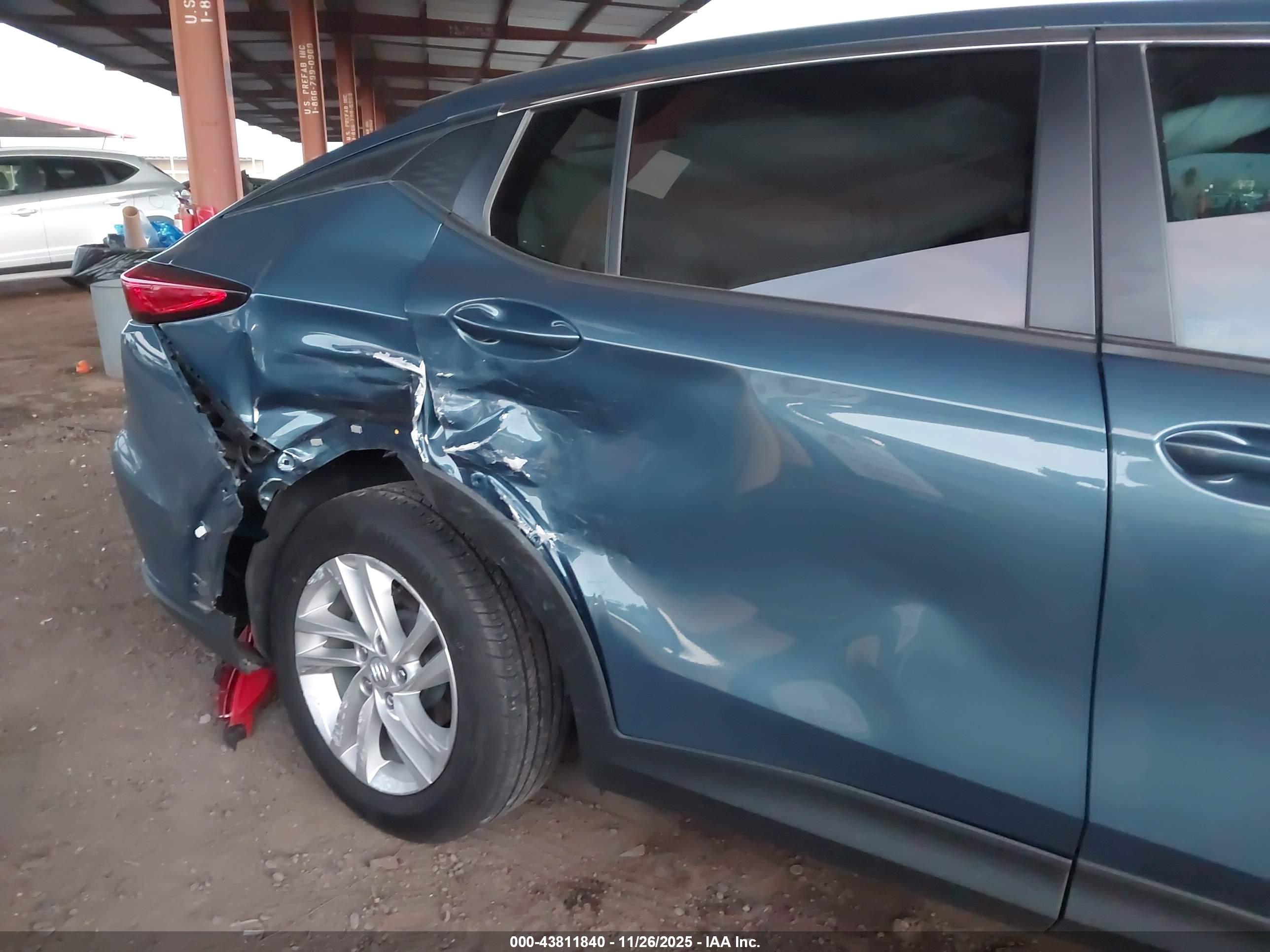 BUICK ENVISTA image 6