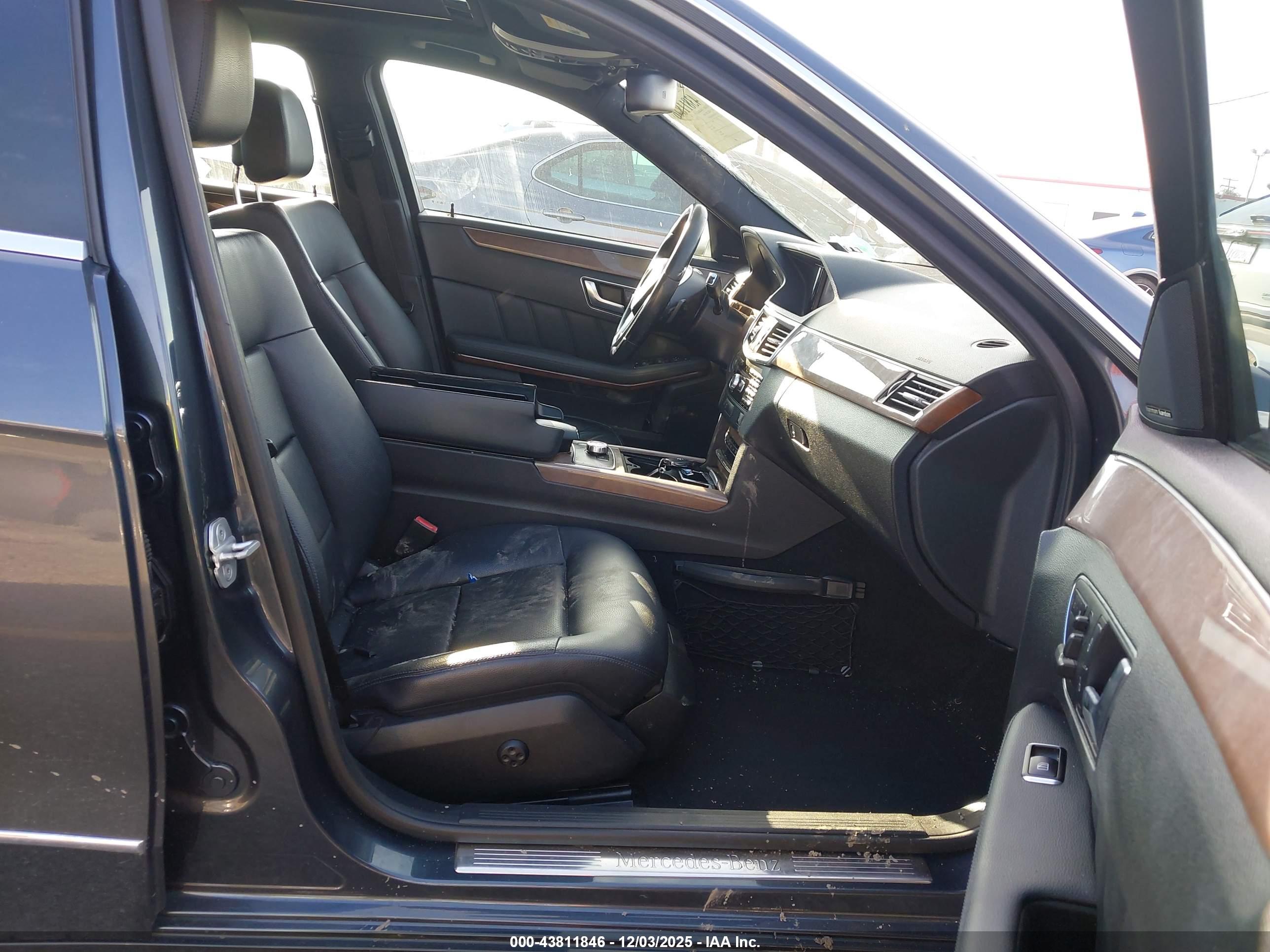 MERCEDES-BENZ E image 5