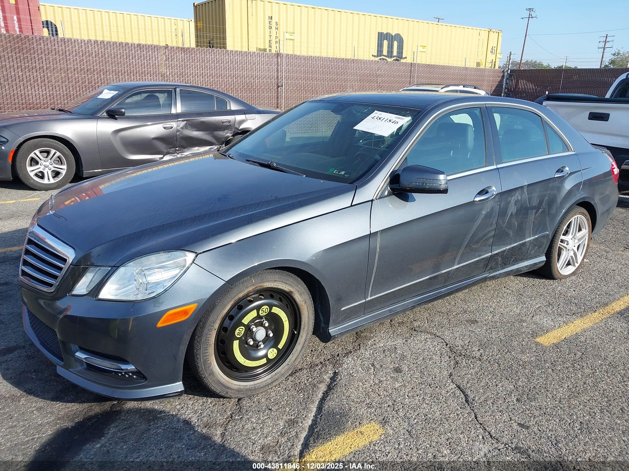 MERCEDES-BENZ E image 6