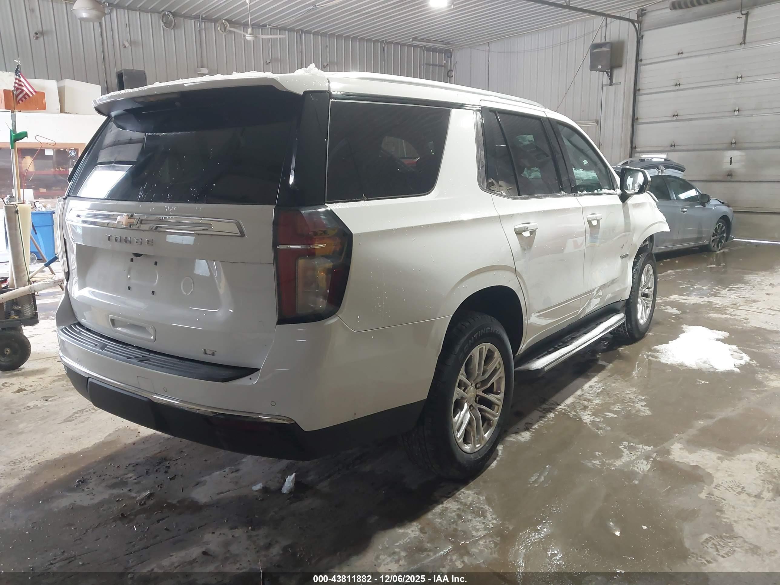 CHEVROLET TAHOE image 4