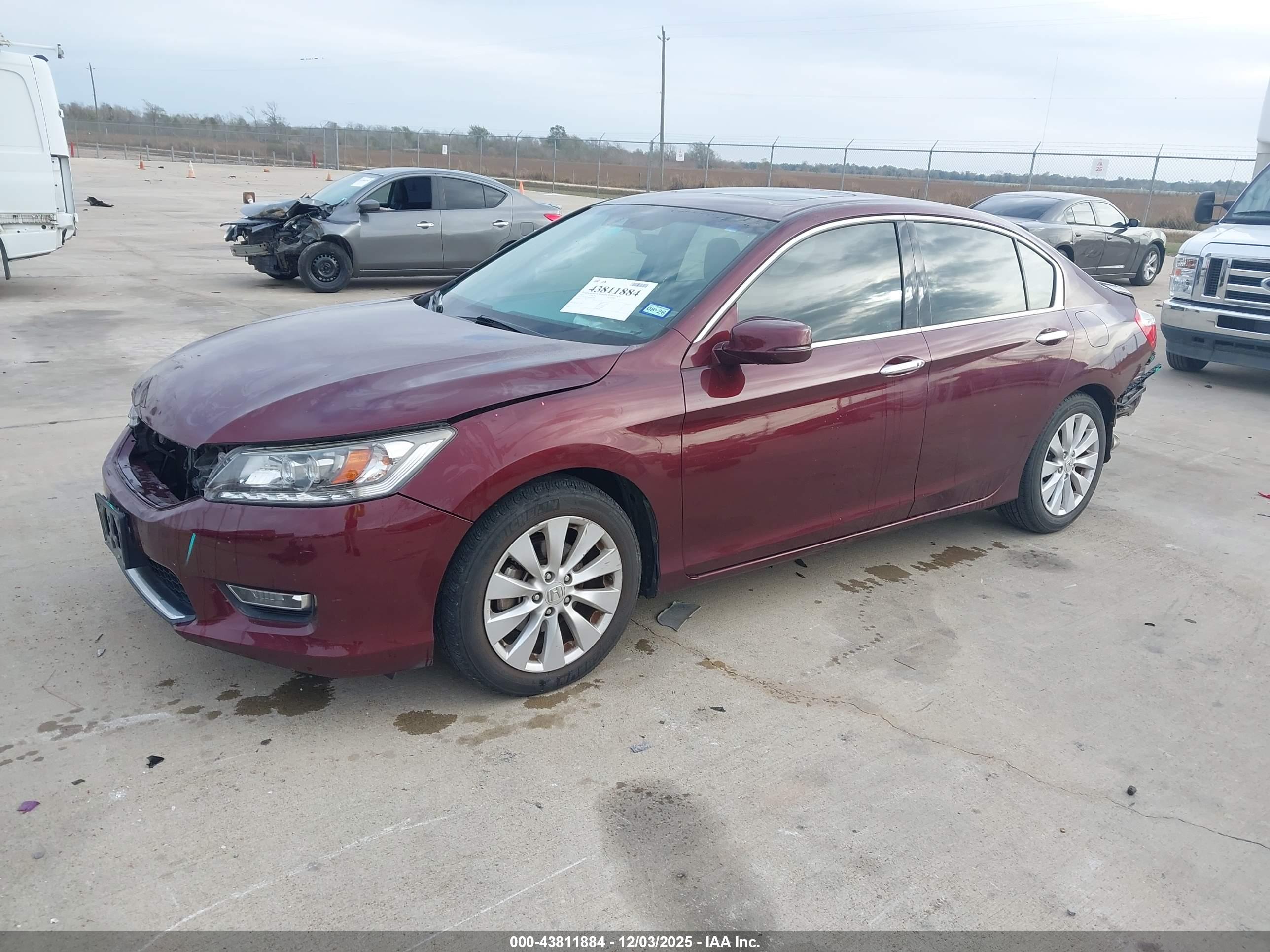 HONDA ACCORD image 2