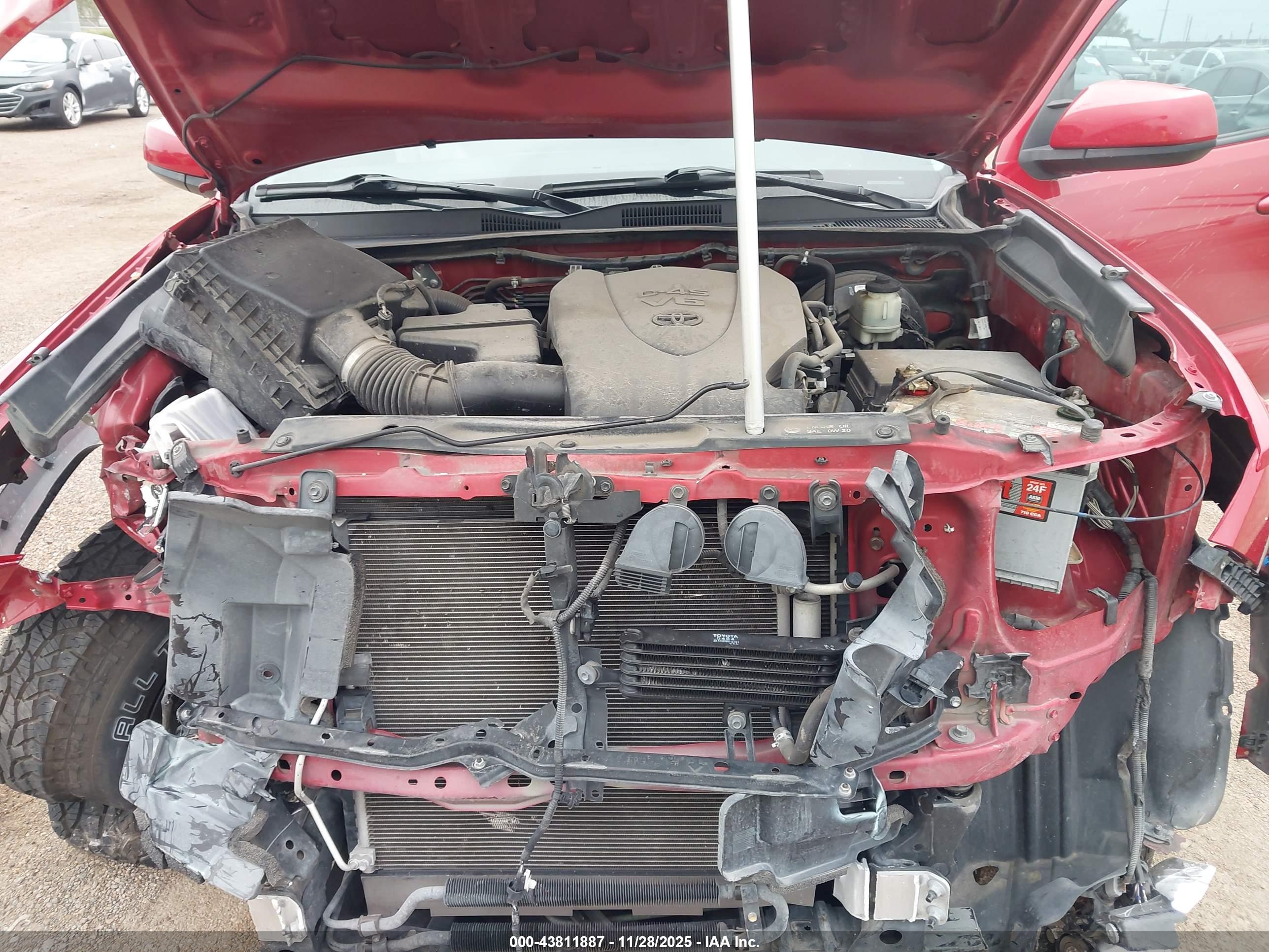 TOYOTA TACOMA image 10