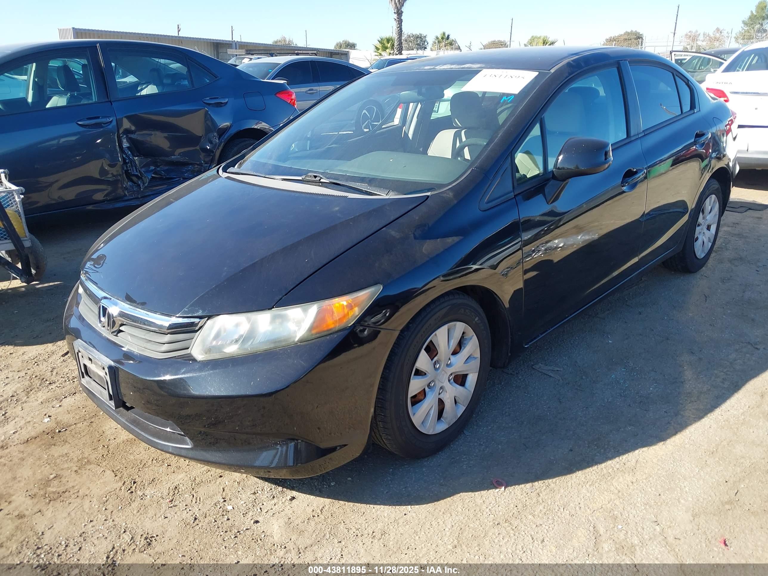 HONDA CIVIC image 2