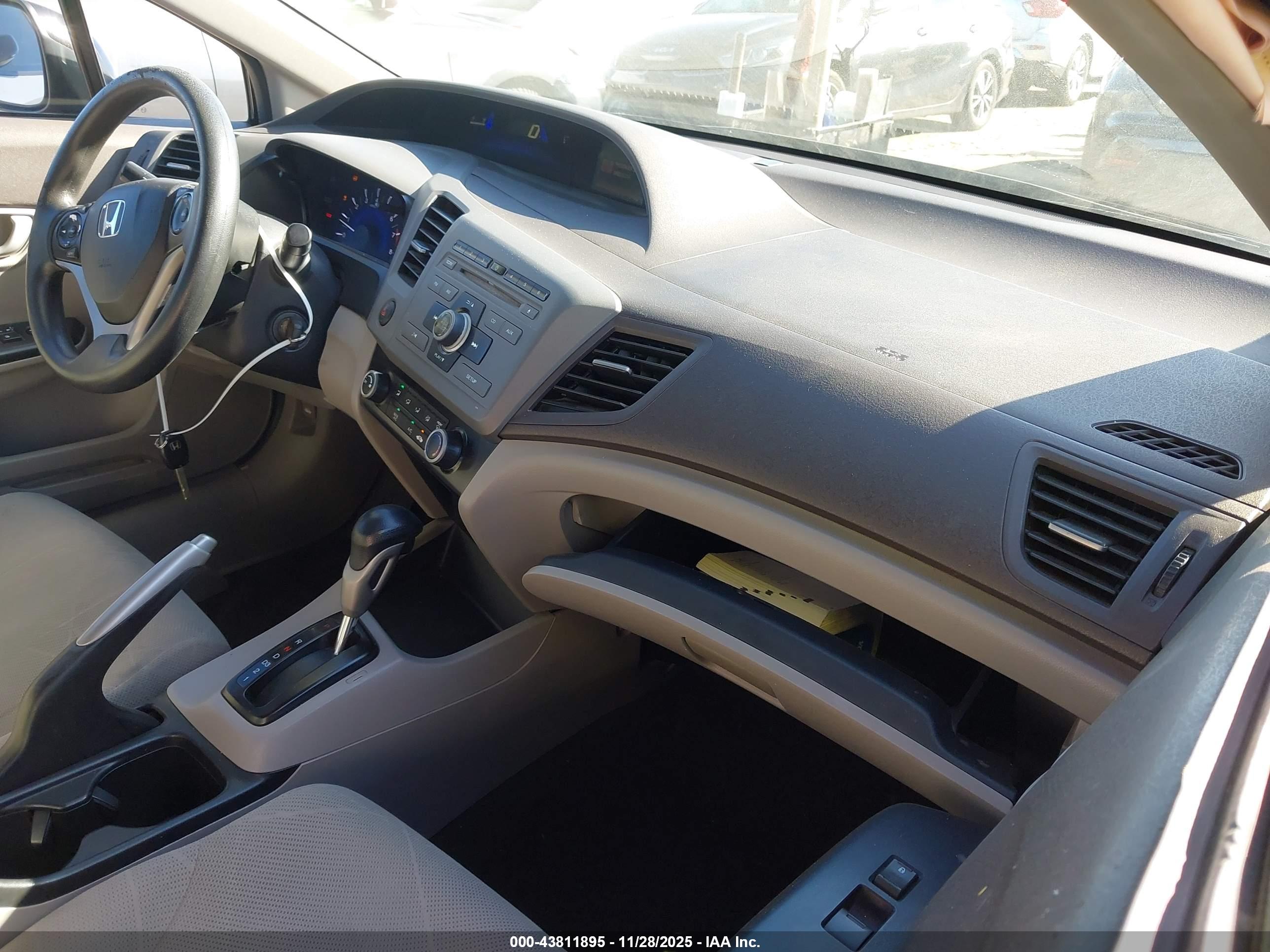 HONDA CIVIC image 5