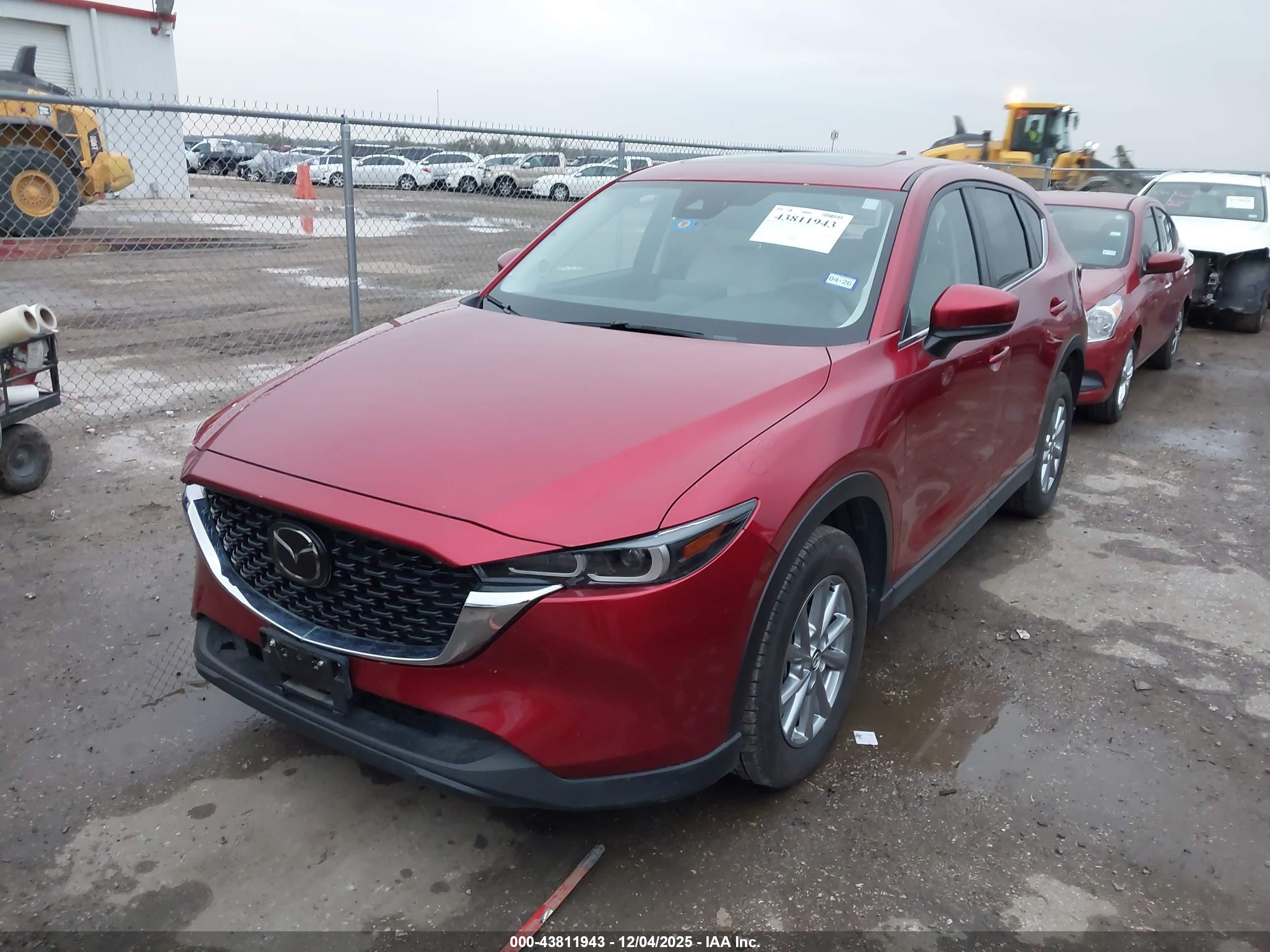 MAZDA CX-5 image 2